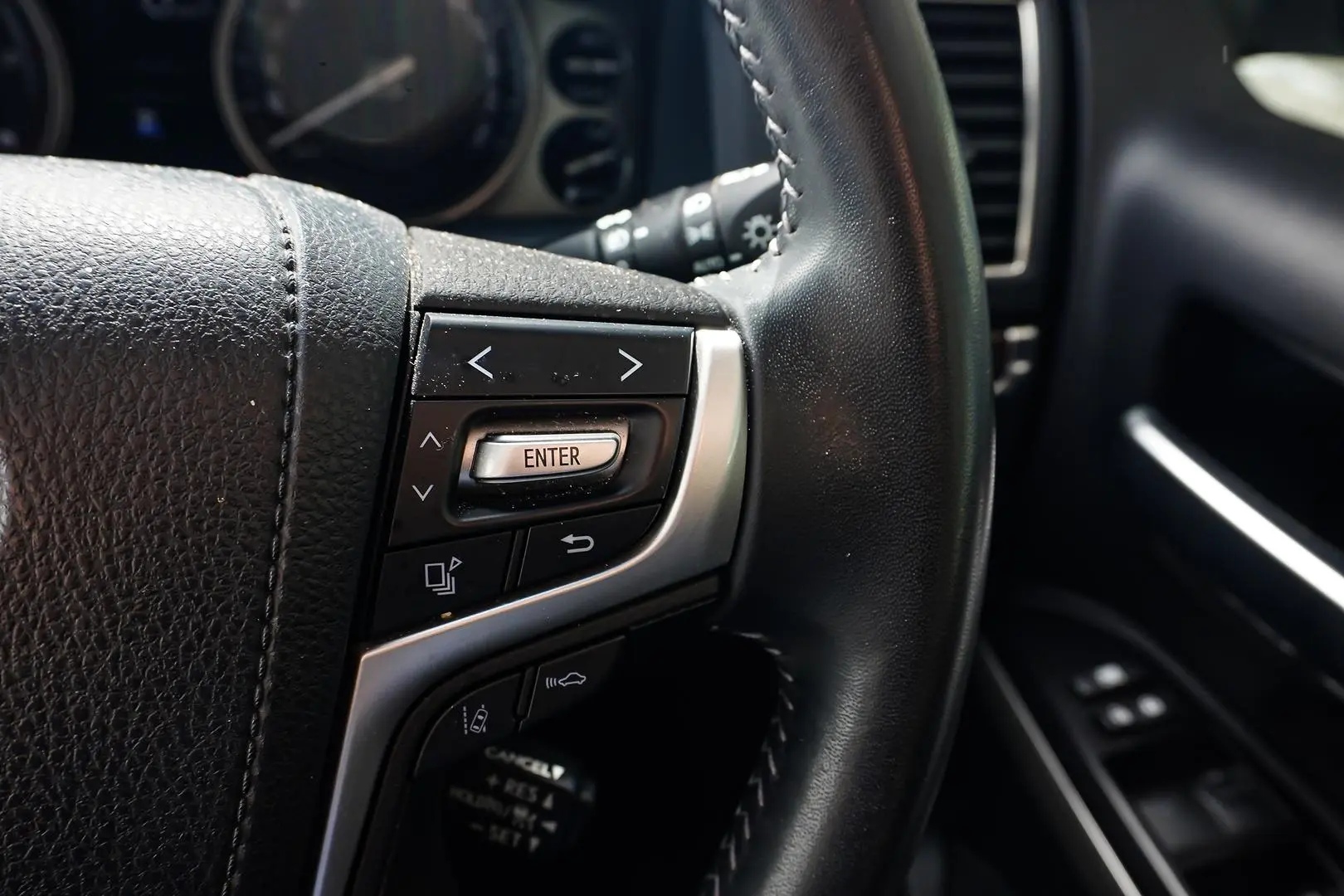 2021 Toyota Landcruiser Gallery Image 25