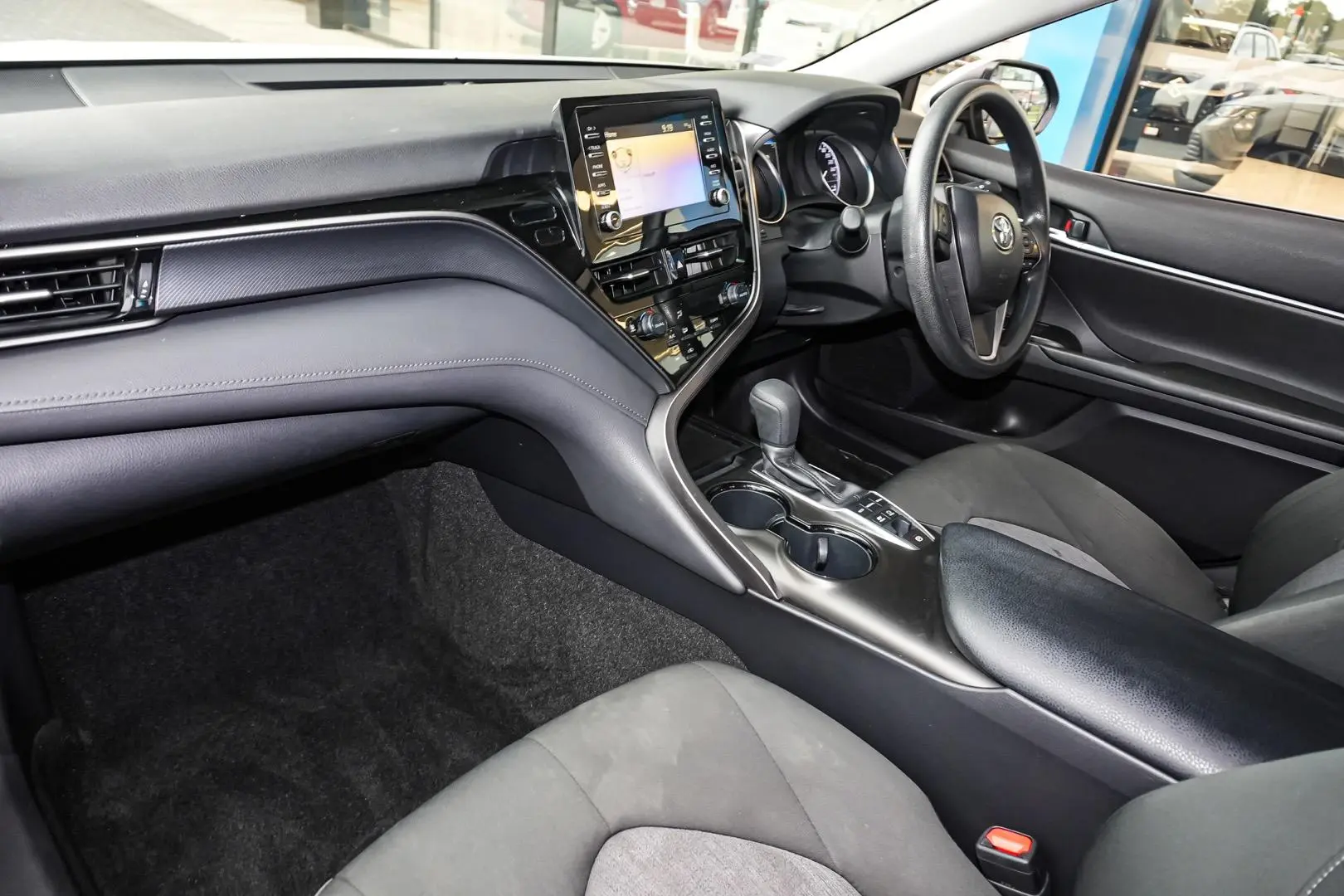 2021 Toyota Camry Gallery Image 10