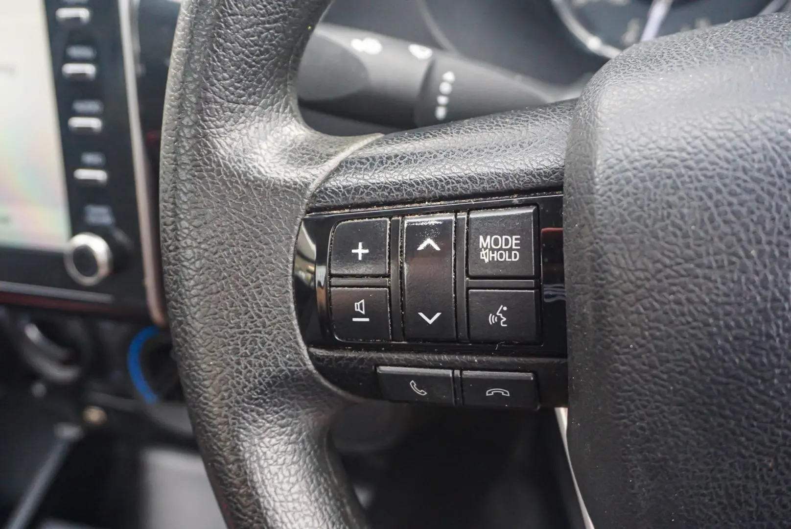2021 Toyota Hilux Gallery Image 16