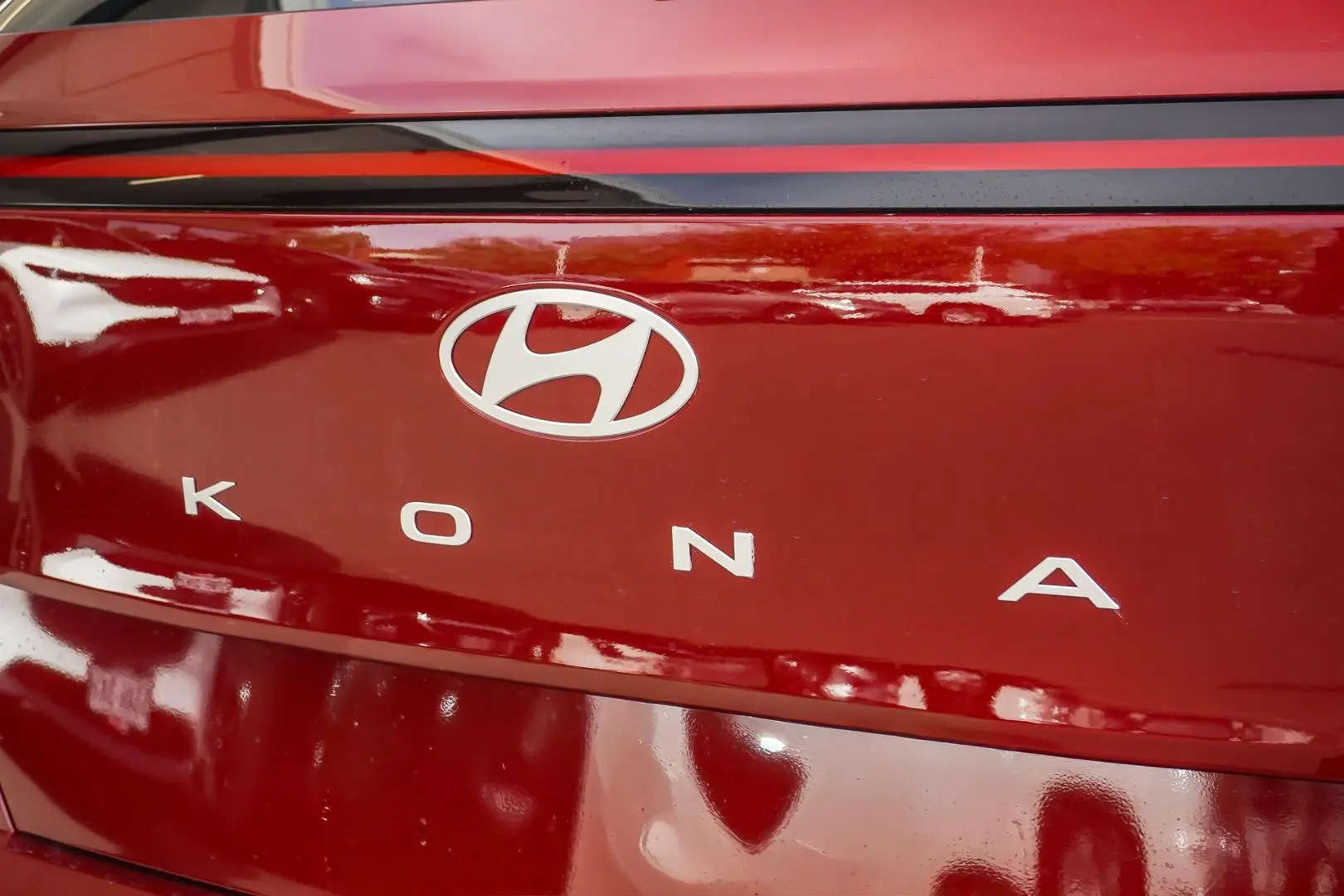 2025 Hyundai Kona Gallery Image 16