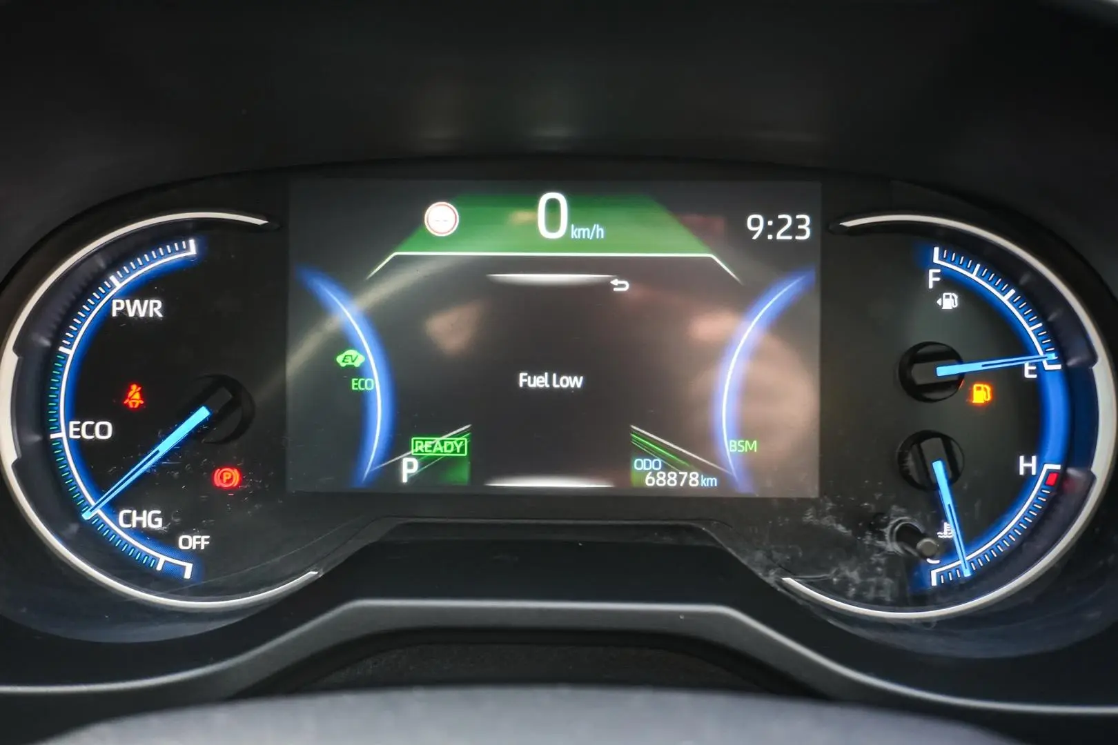 2021 Toyota RAV4 Gallery Image 18