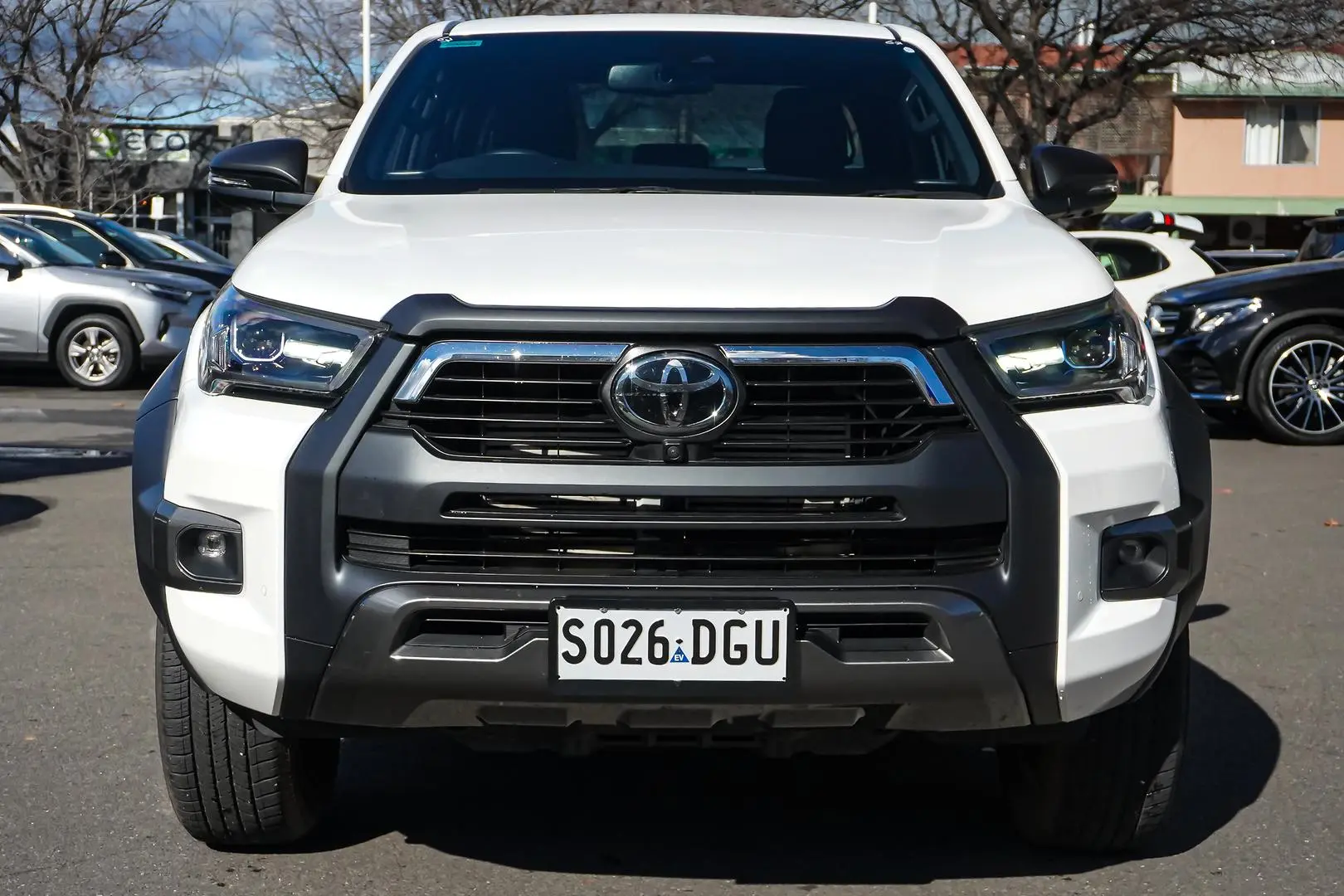 2025 Toyota Hilux Gallery Image 5