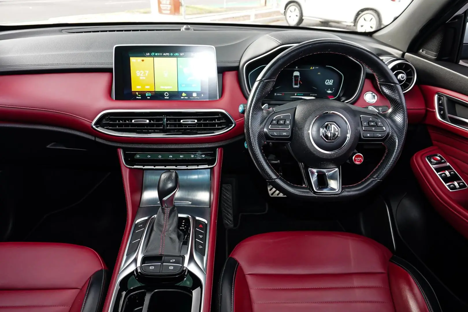 2021 MG HS Gallery Image 9