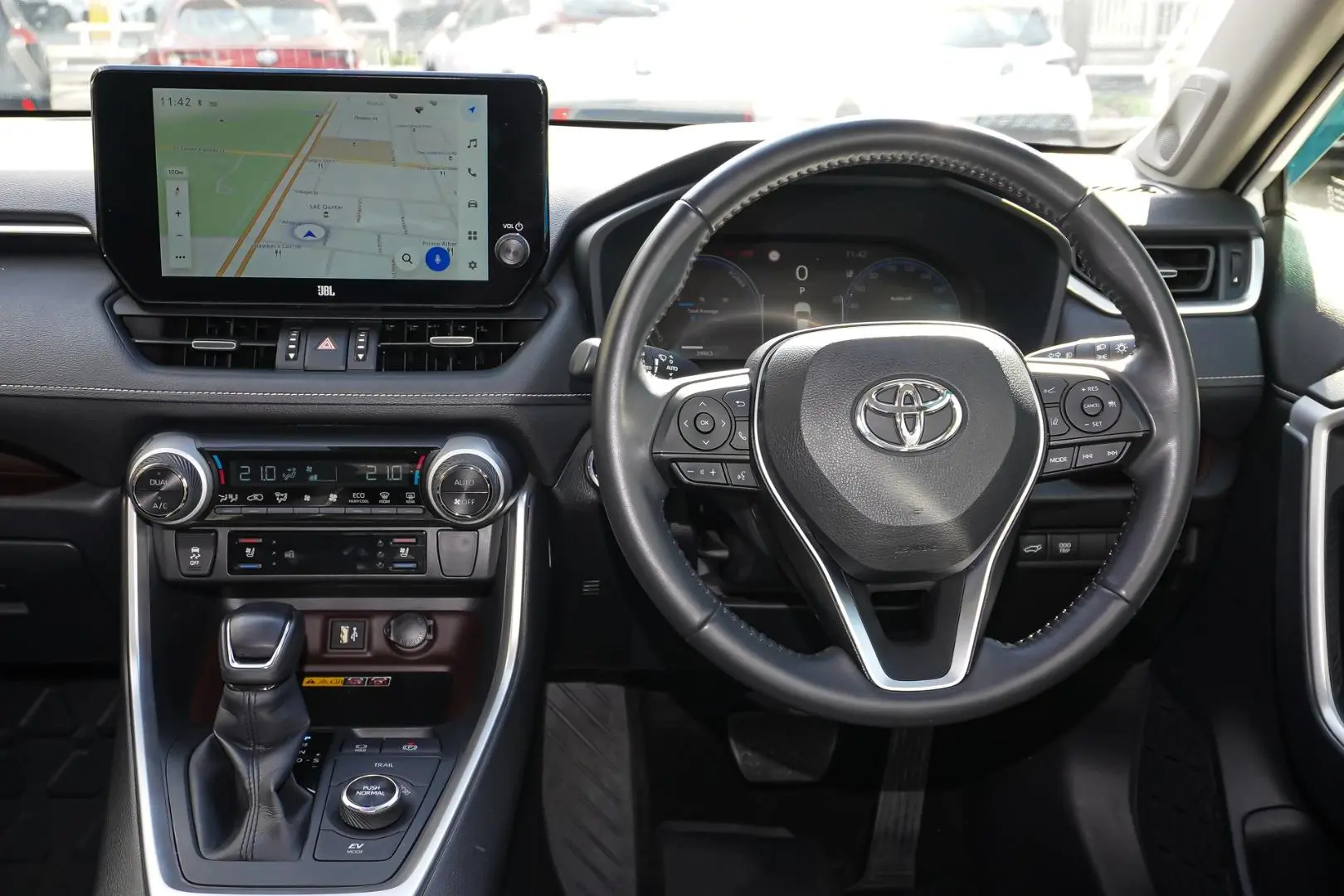 2024 Toyota RAV4 Gallery Image 8