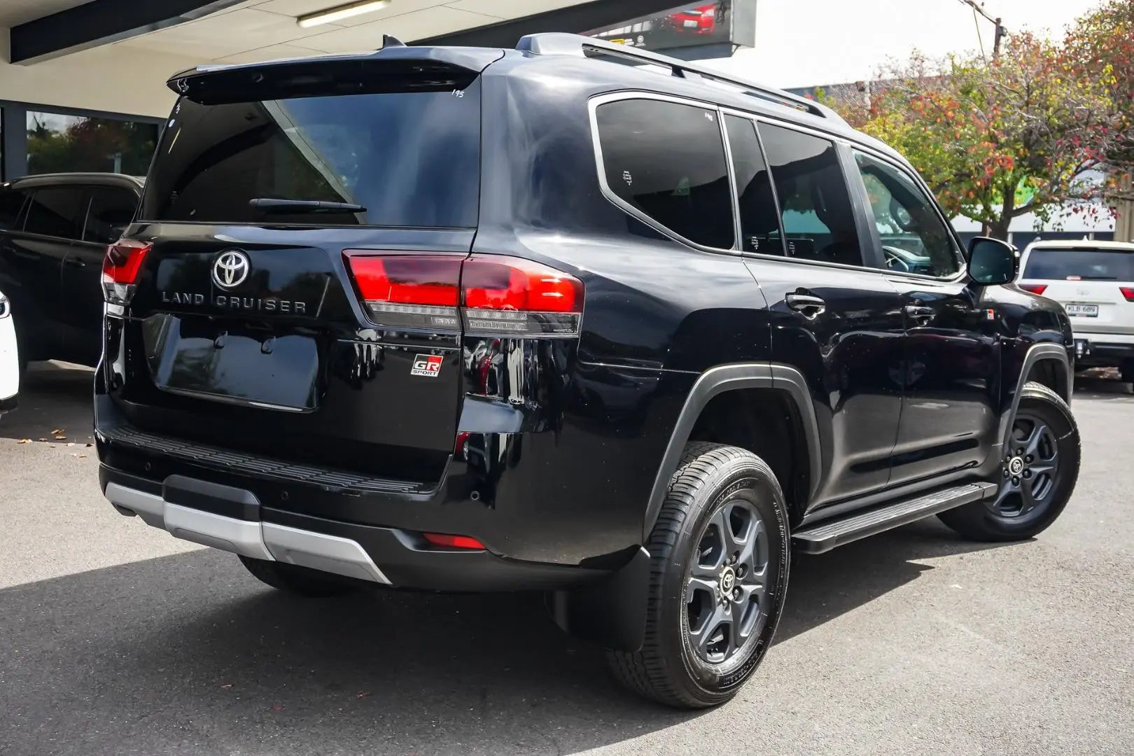 2023 Toyota Landcruiser Gallery Image 3