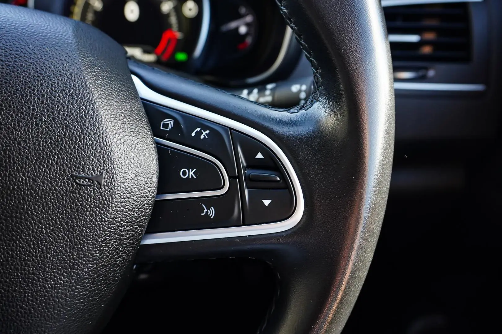 2023 Renault Koleos Gallery Image 20