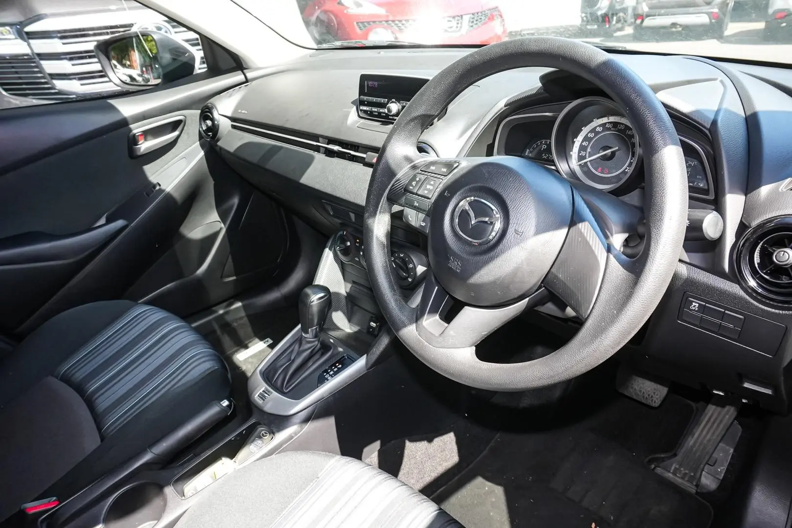 2014 Mazda 2 Gallery Image 7