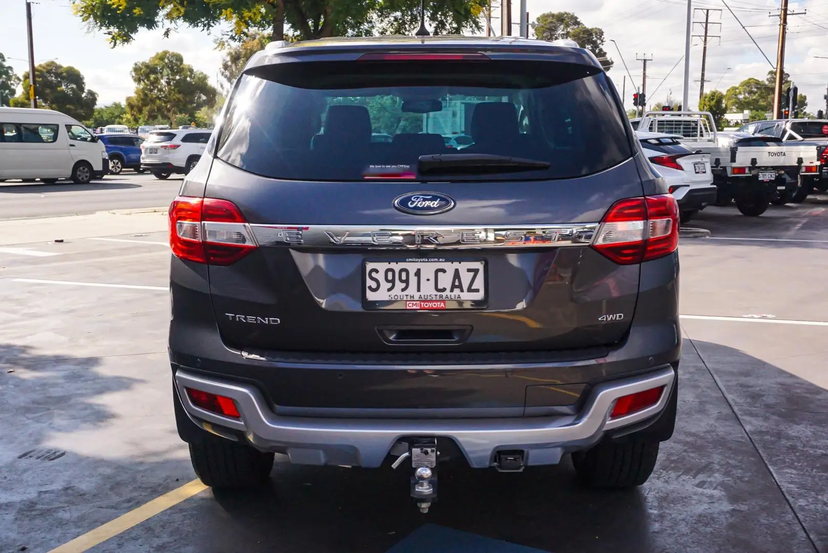 2019 Ford Everest Gallery Image 5