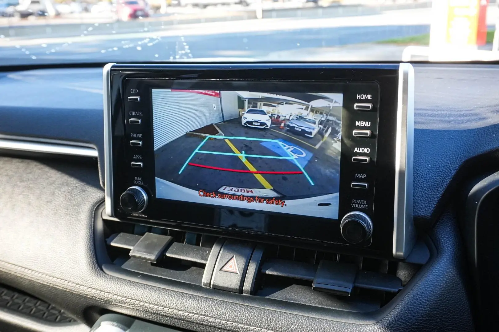 2021 Toyota RAV4 Gallery Image 23