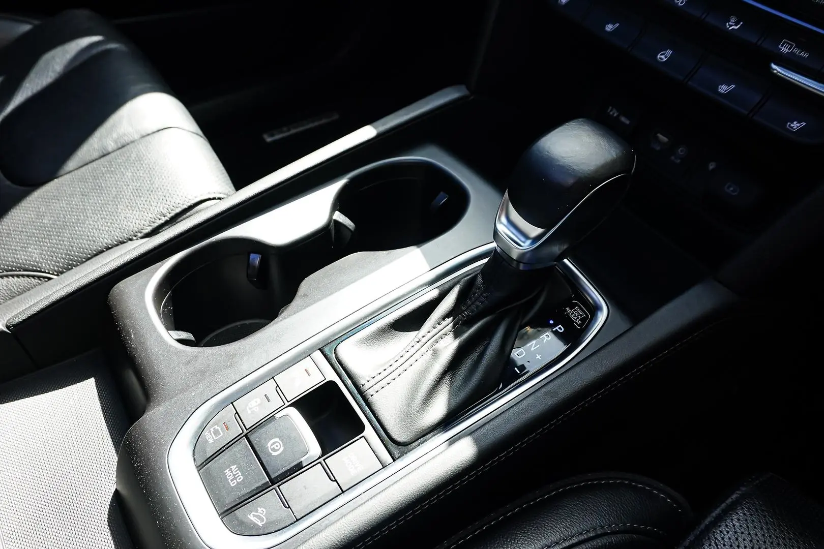2019 Hyundai Santa Fe Gallery Image 20
