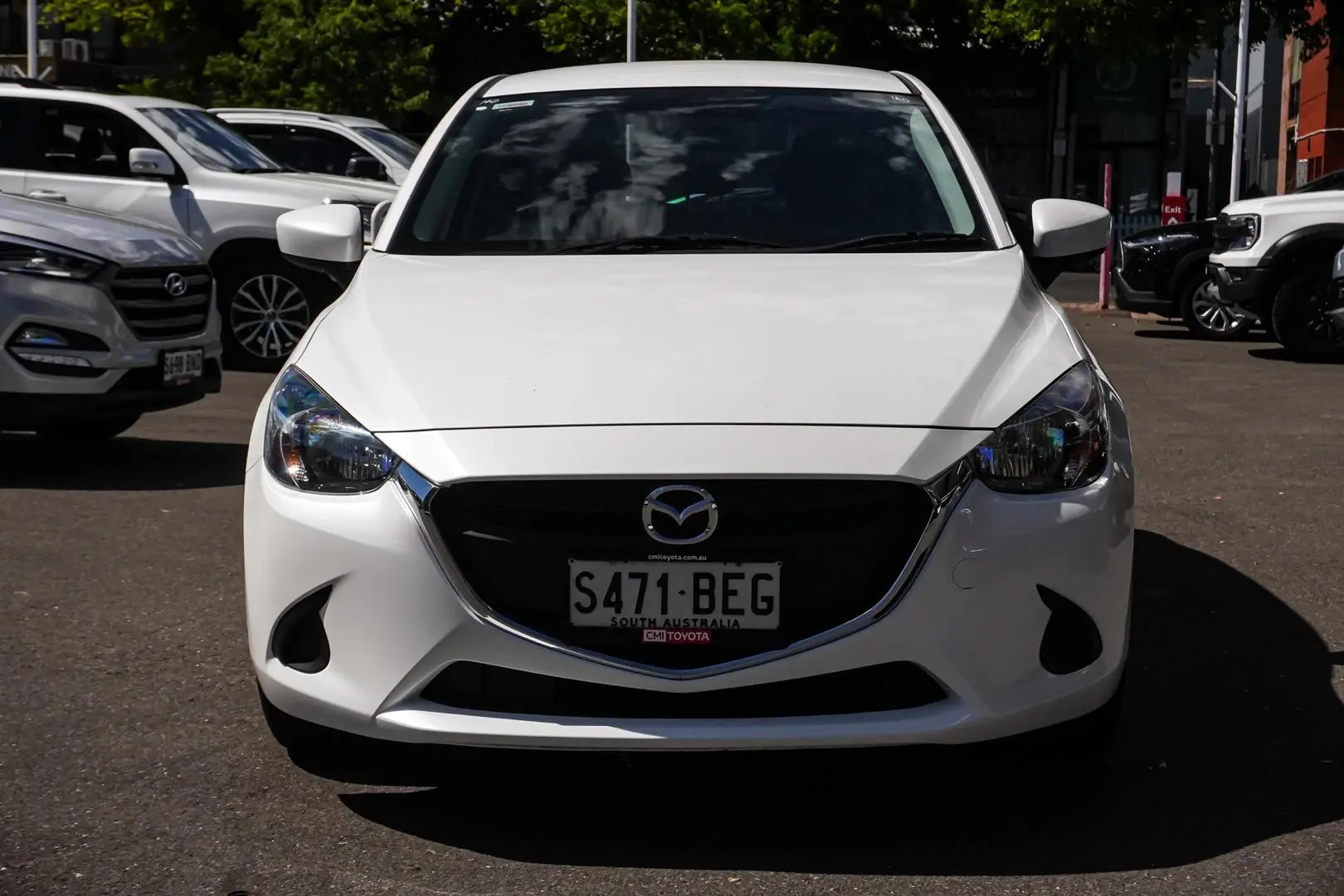 2014 Mazda 2 Gallery Image 5
