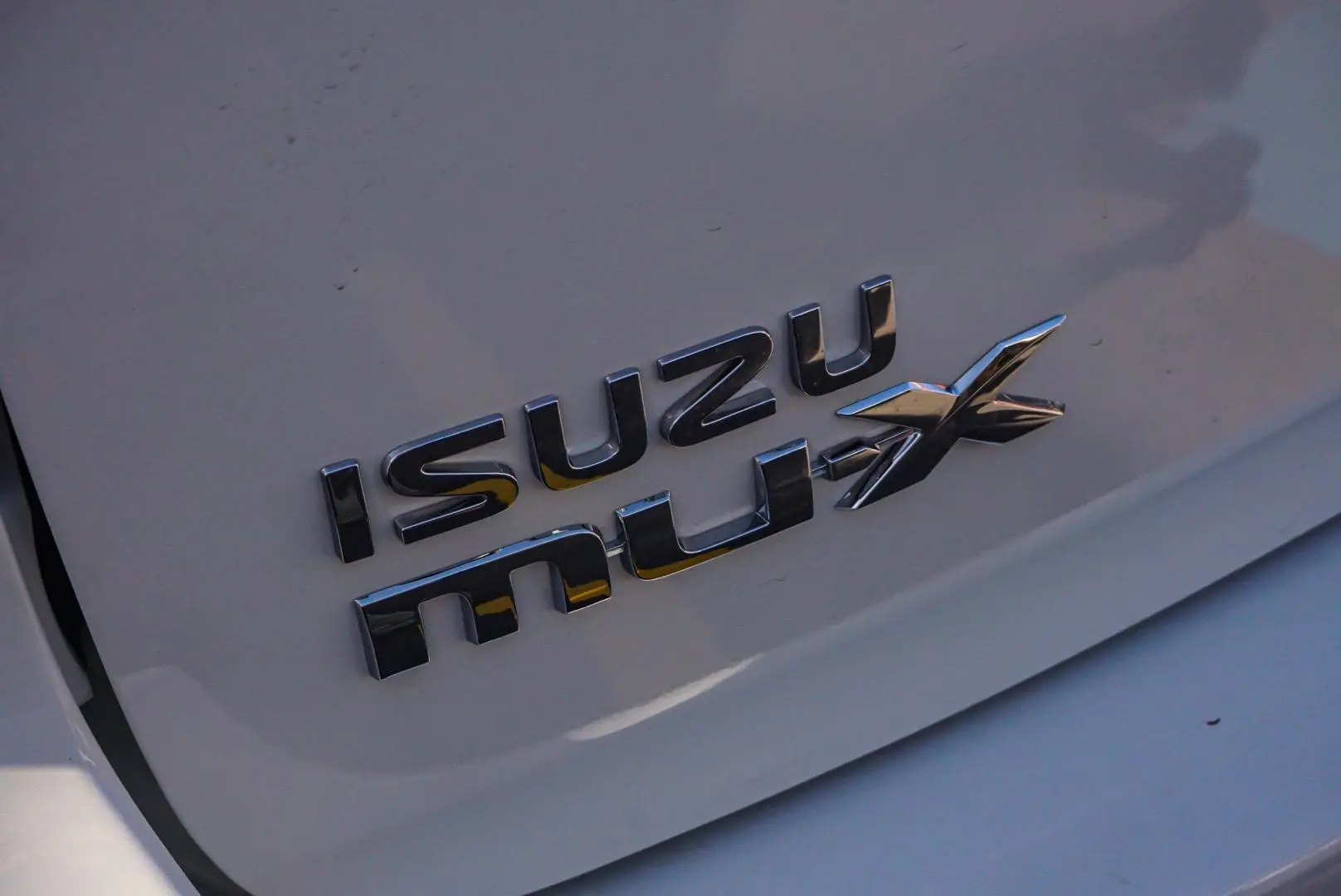 2019 Isuzu Mu-X Gallery Image 14