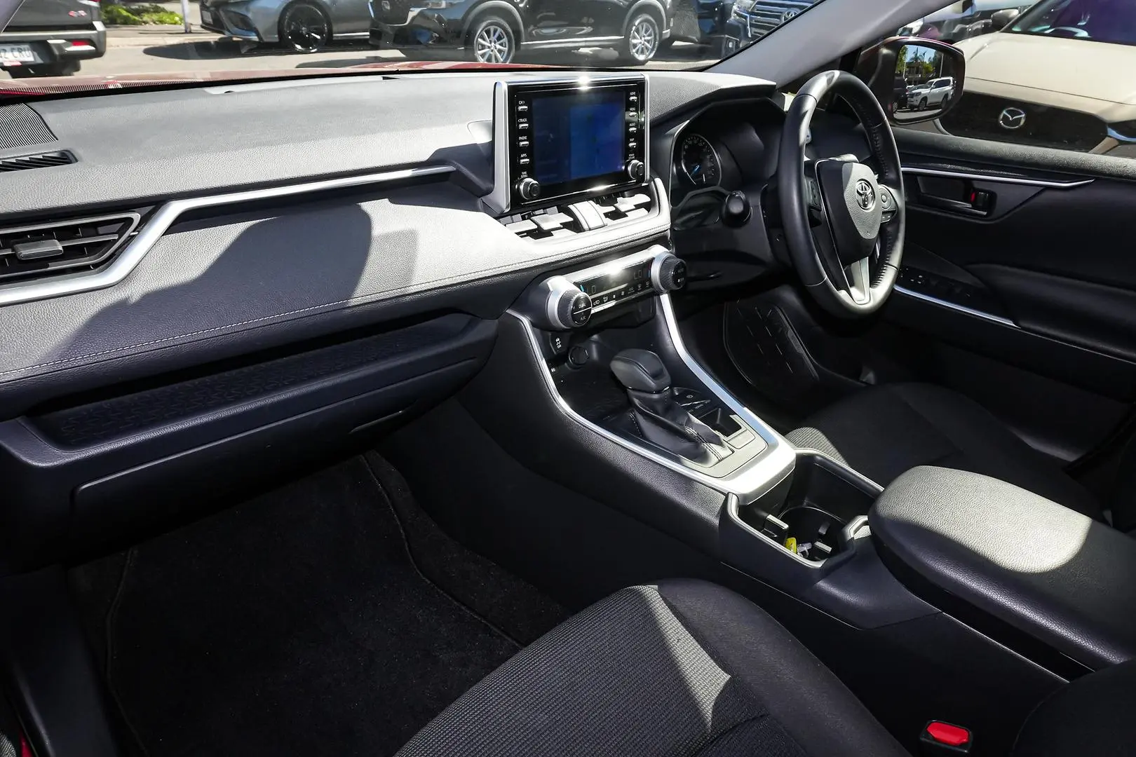 2022 Toyota RAV4 Gallery Image 10