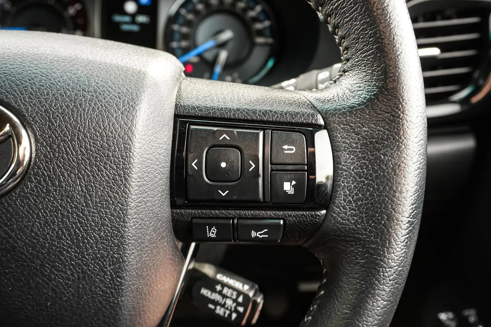 2024 Toyota Hilux Gallery Image 20