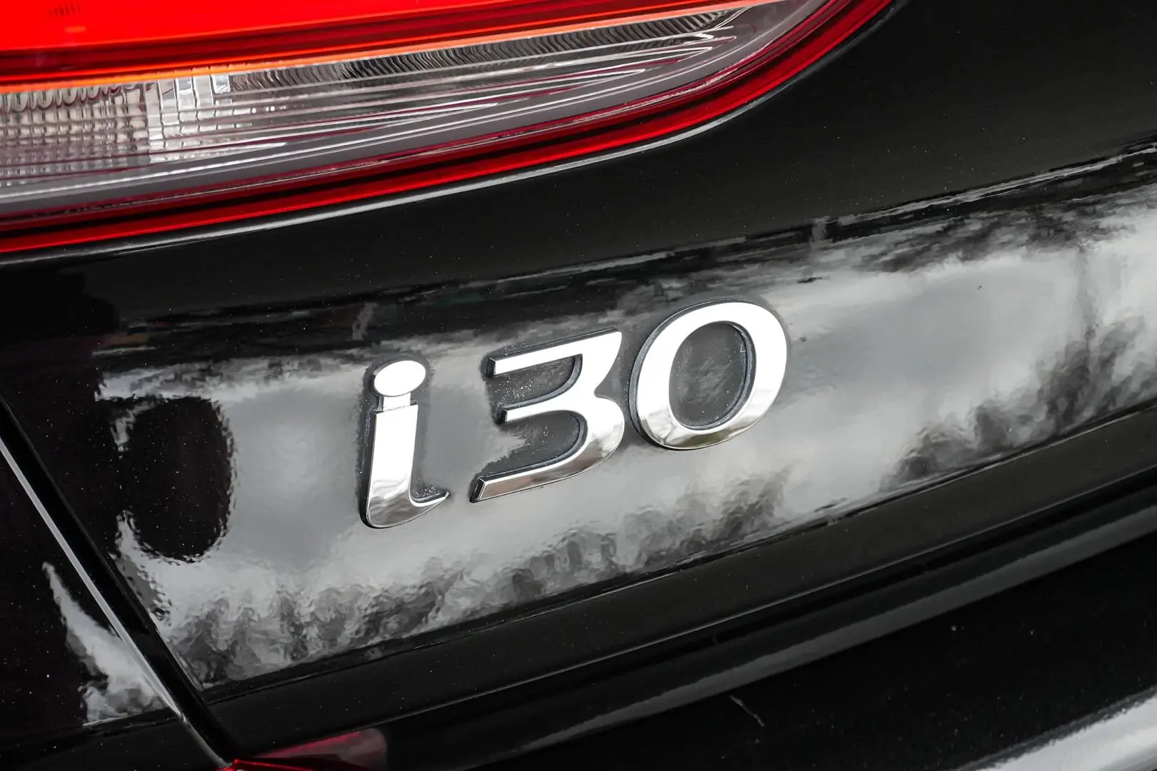 2017 Hyundai i30 Gallery Image 15