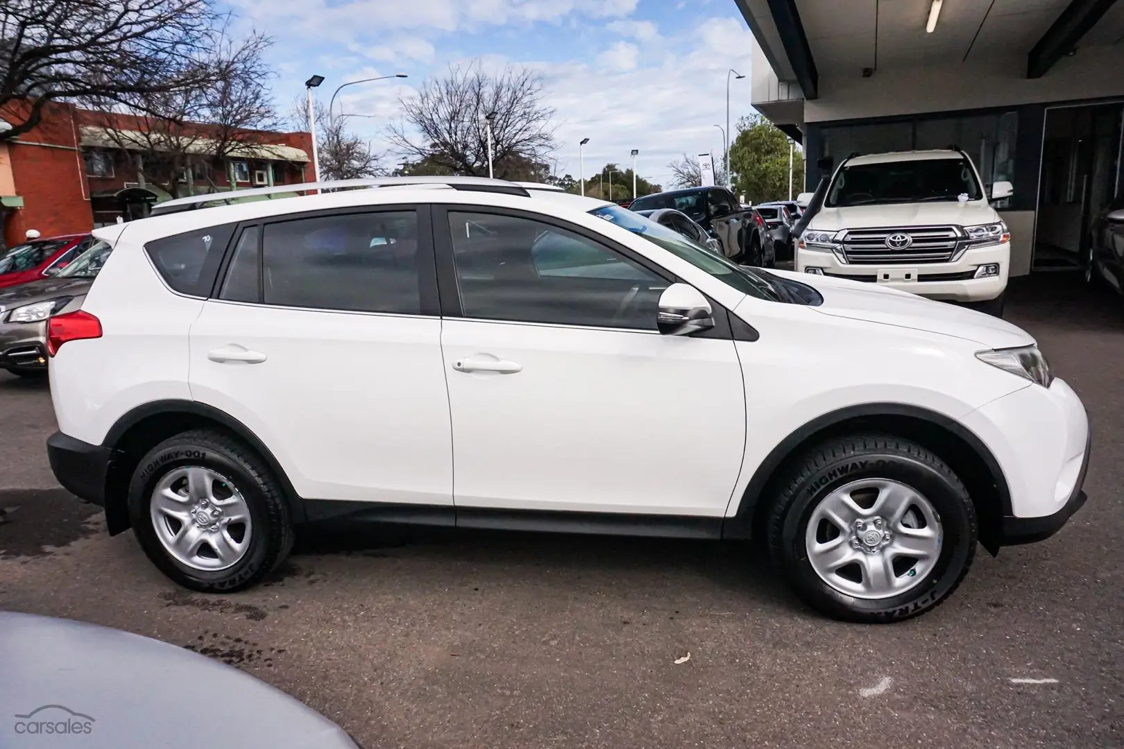 2014 Toyota RAV4 Image 4