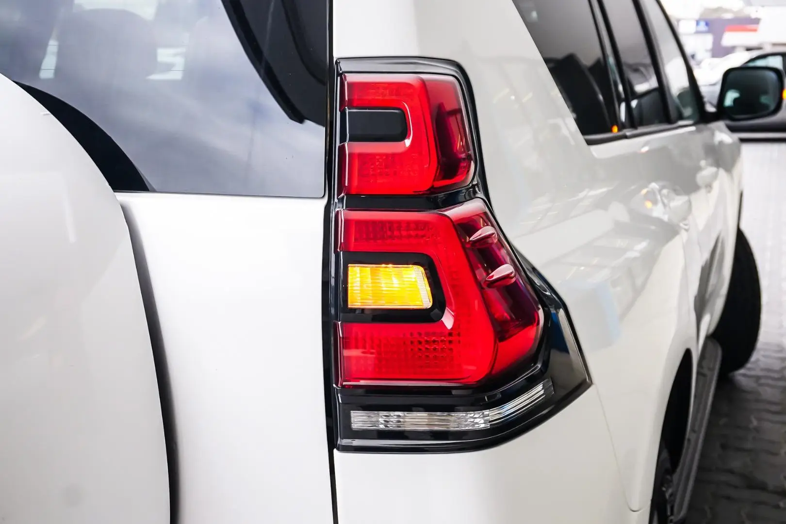 2021 Toyota Landcruiser Prado Gallery Image 12