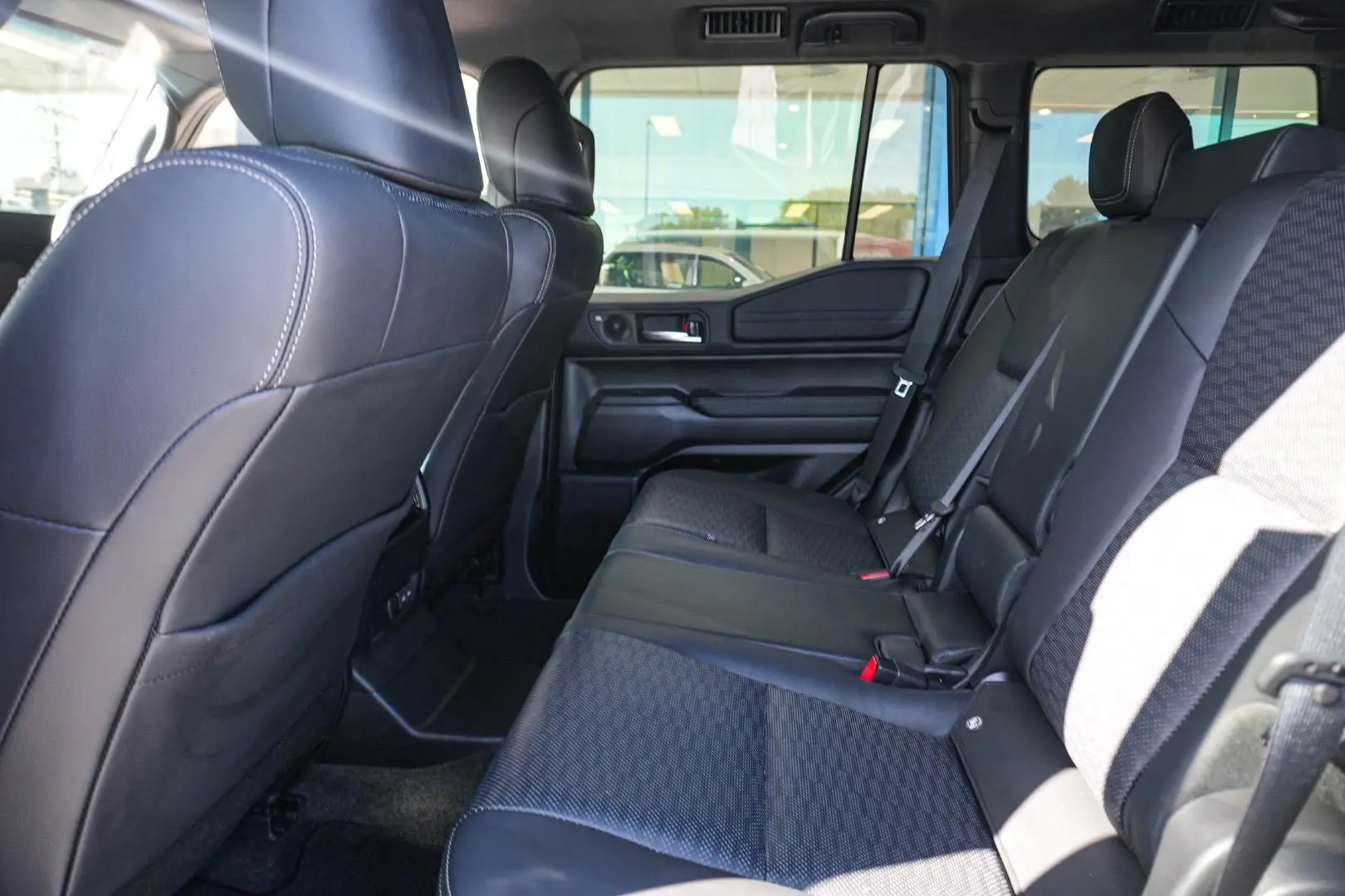 2026 Toyota Landcruiser Prado Gallery Image 8