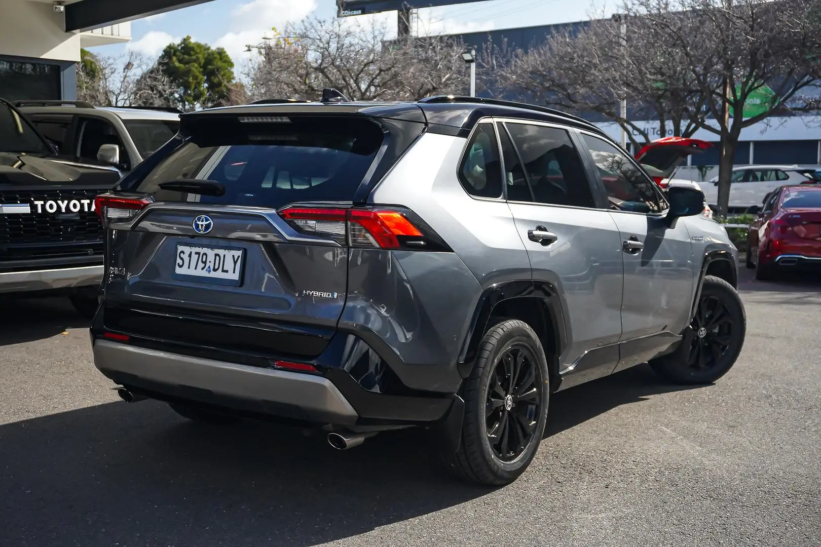 2024 Toyota RAV4 Gallery Image 3