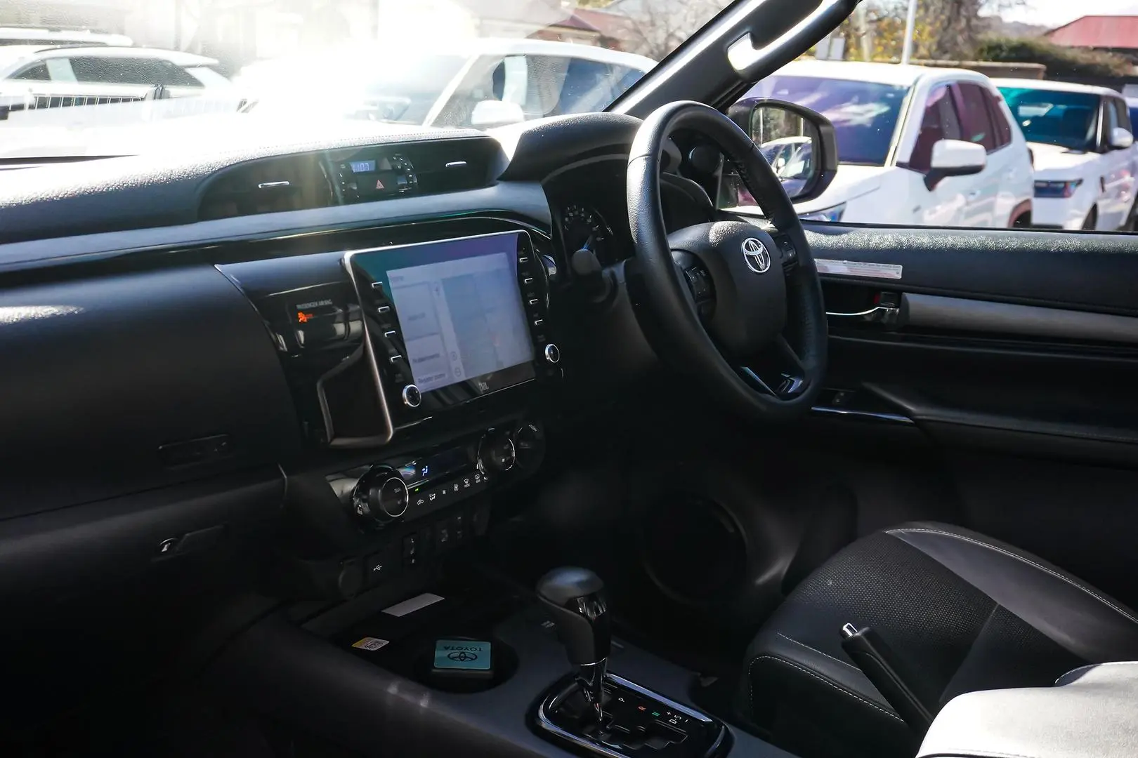 2025 Toyota Hilux Gallery Image 10