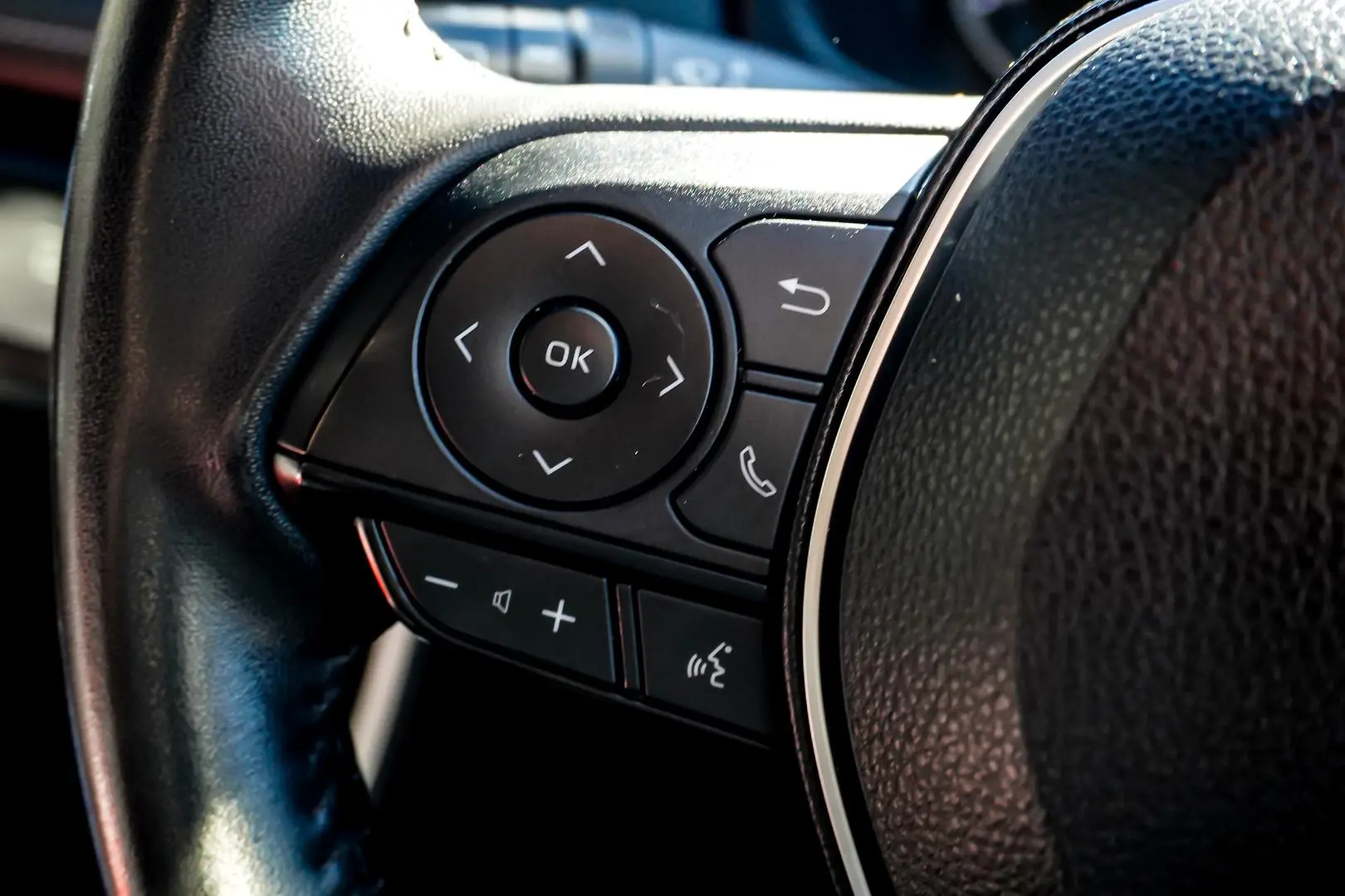 2021 Toyota RAV4 Gallery Image 20