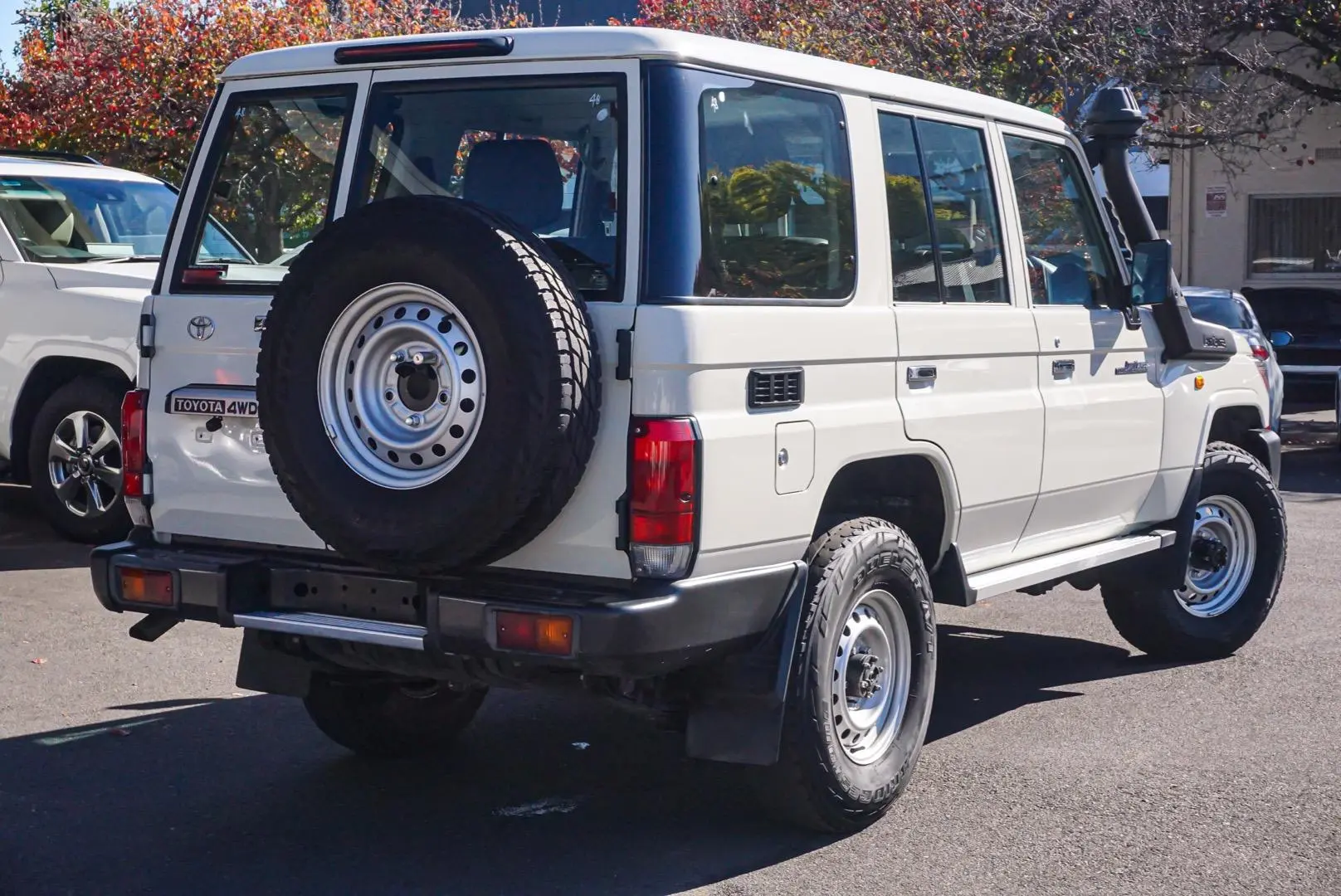 2021 Toyota Landcruiser Gallery Image 3