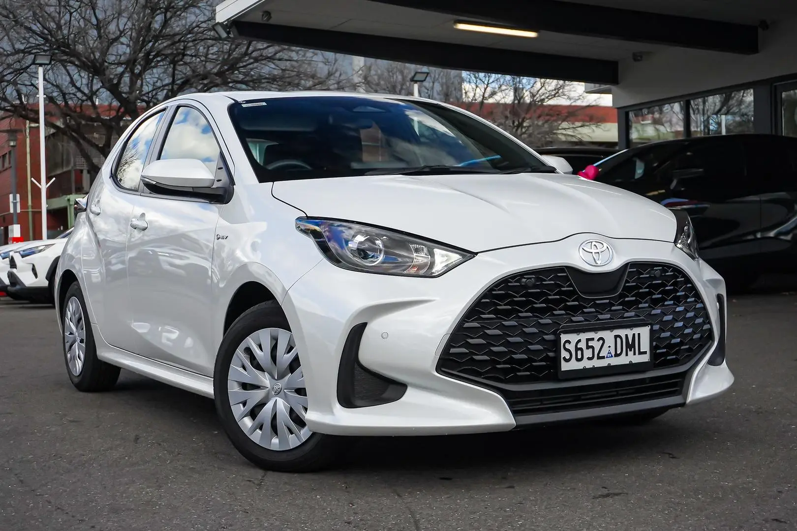 2025 Toyota Yaris Gallery Image 2