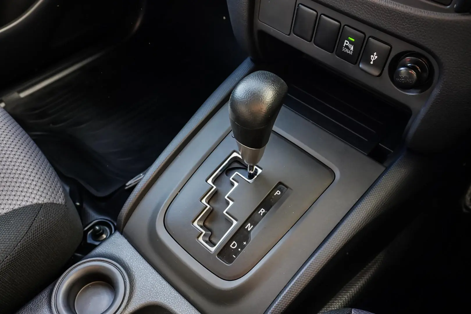 2023 Mitsubishi Triton Gallery Image 21