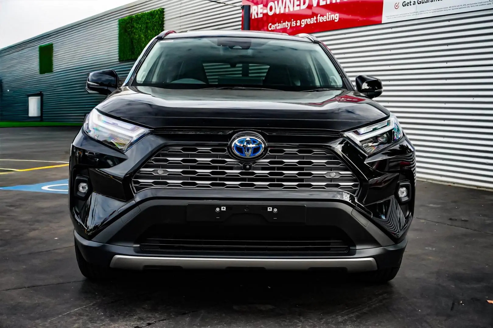 2023 Toyota RAV4 Gallery Image 5