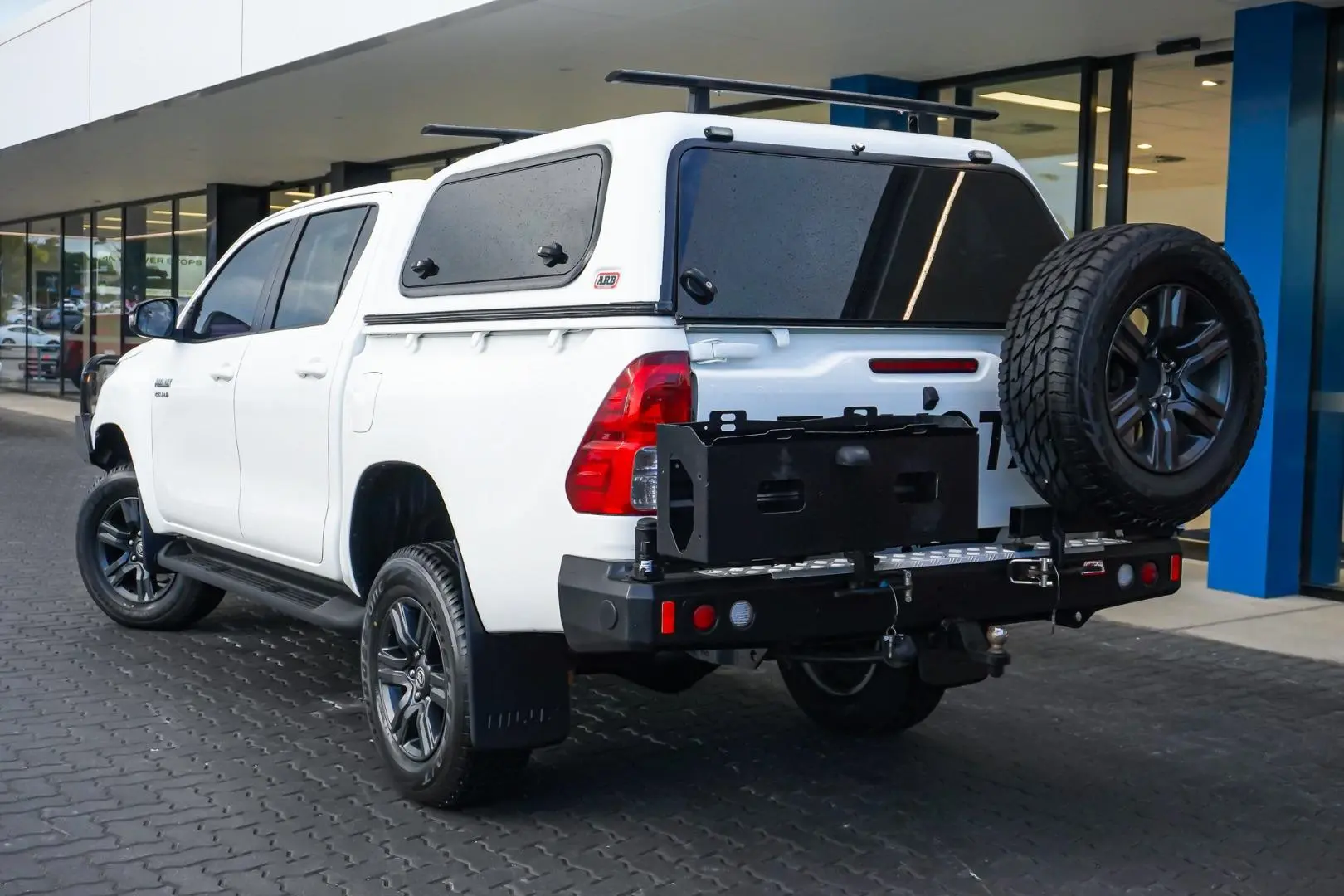2023 Toyota Hilux Gallery Image 3