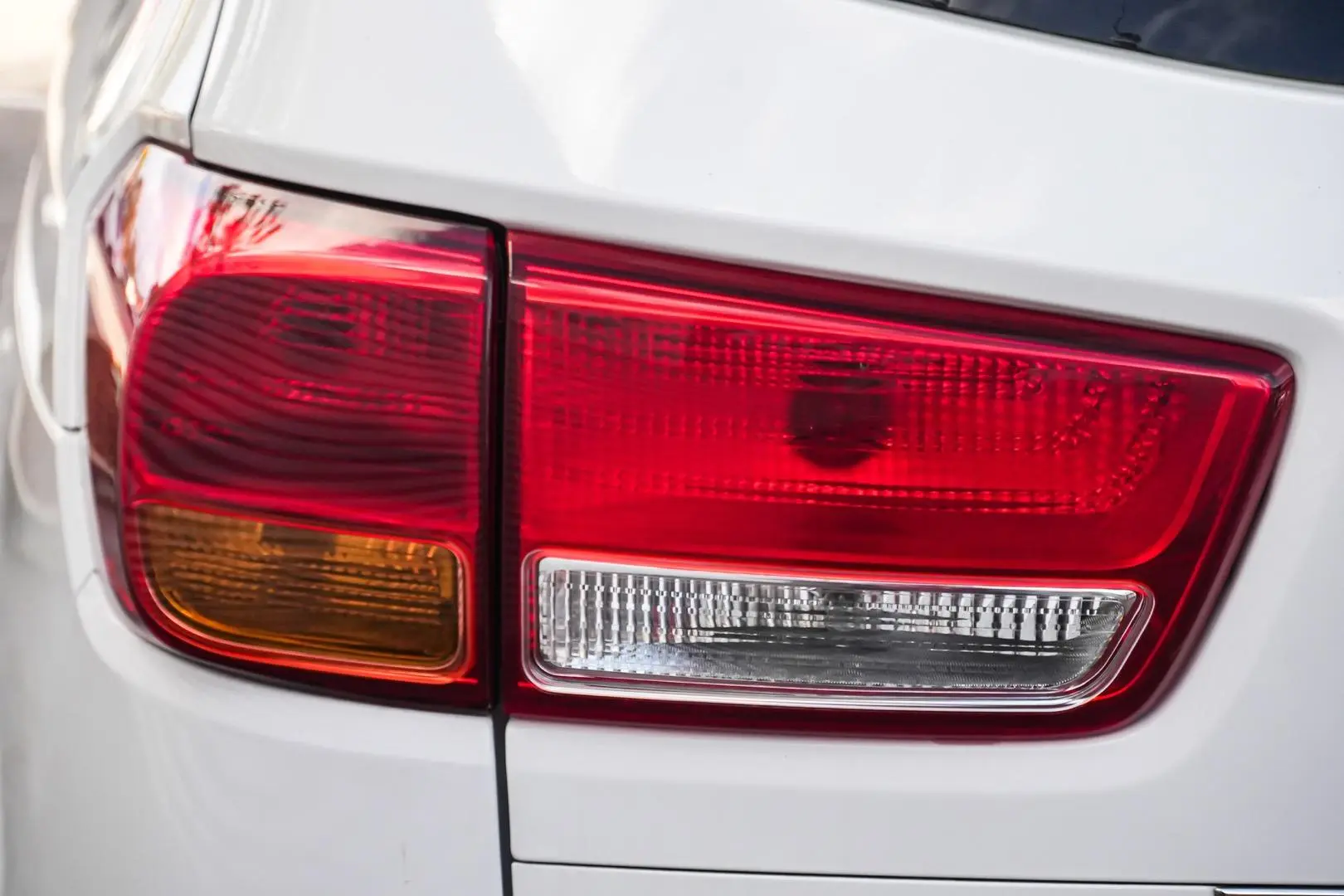 2018 Kia Carnival Gallery Image 8