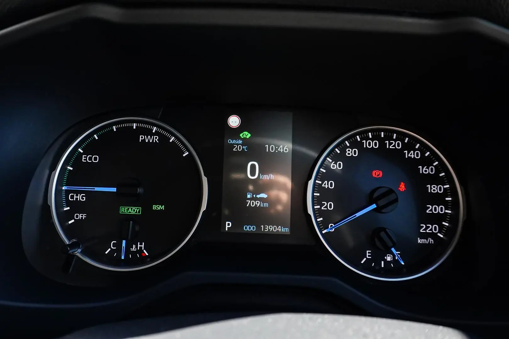 2022 Toyota RAV4 Gallery Image 17