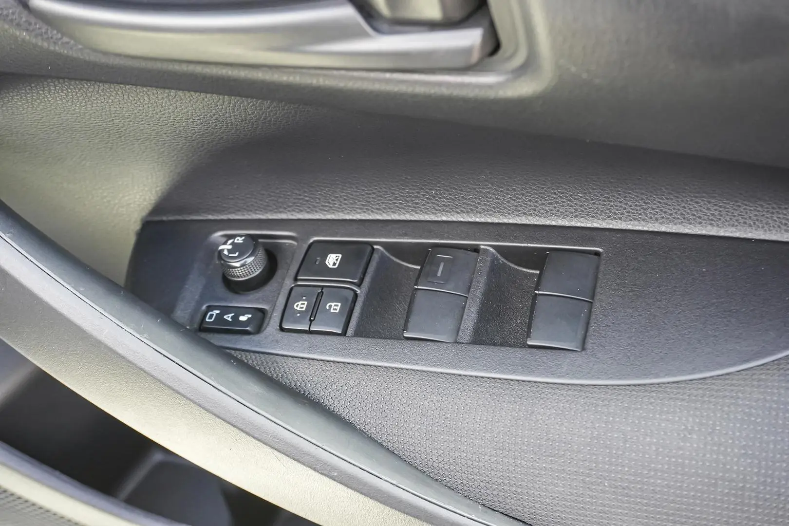 2024 Toyota Corolla Gallery Image 16