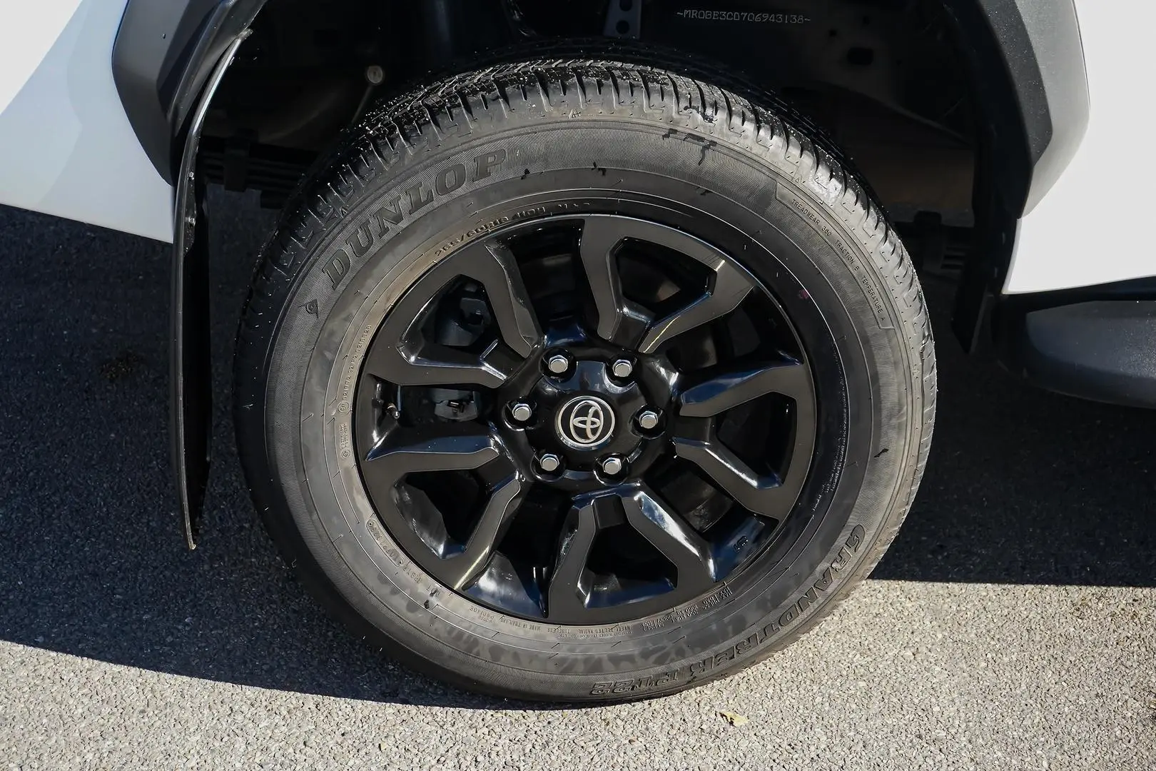 2025 Toyota Hilux Gallery Image 17