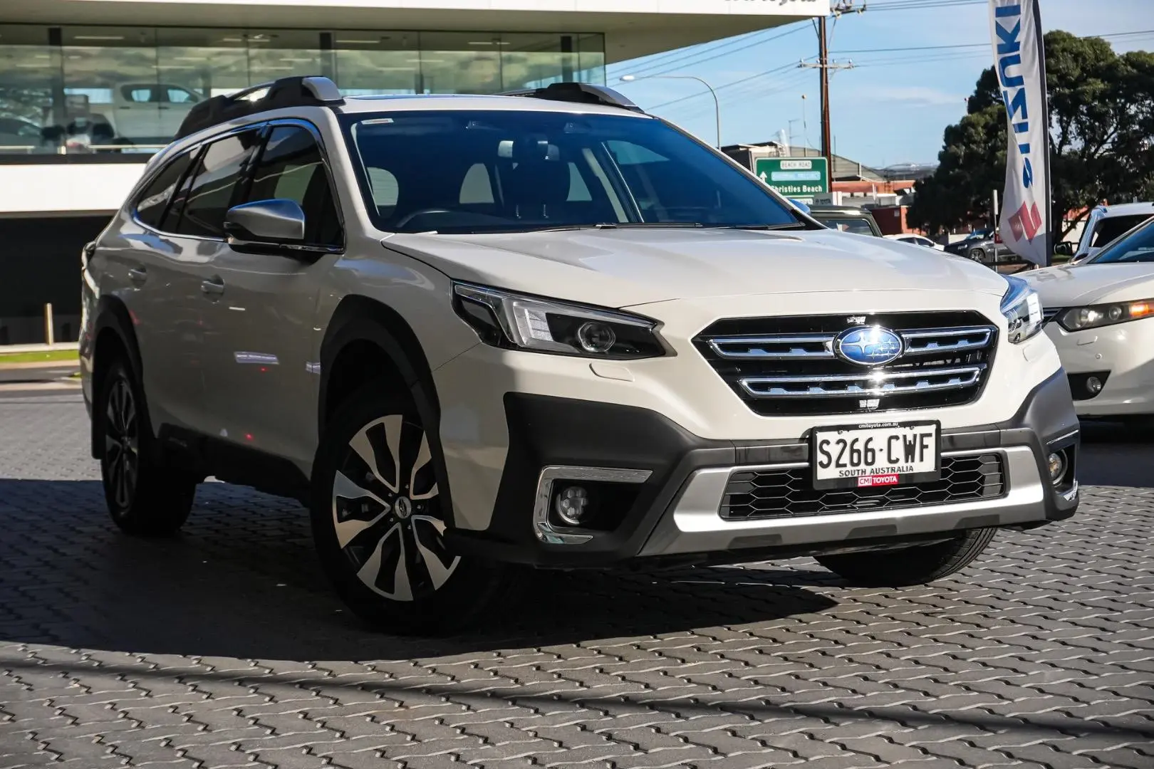 2023 Subaru Outback Gallery Image 2