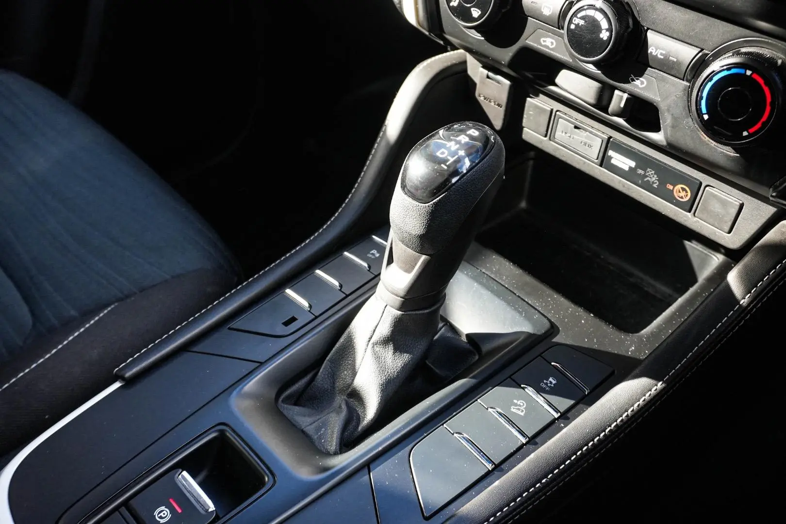 2023 Isuzu MU-X Gallery Image 19