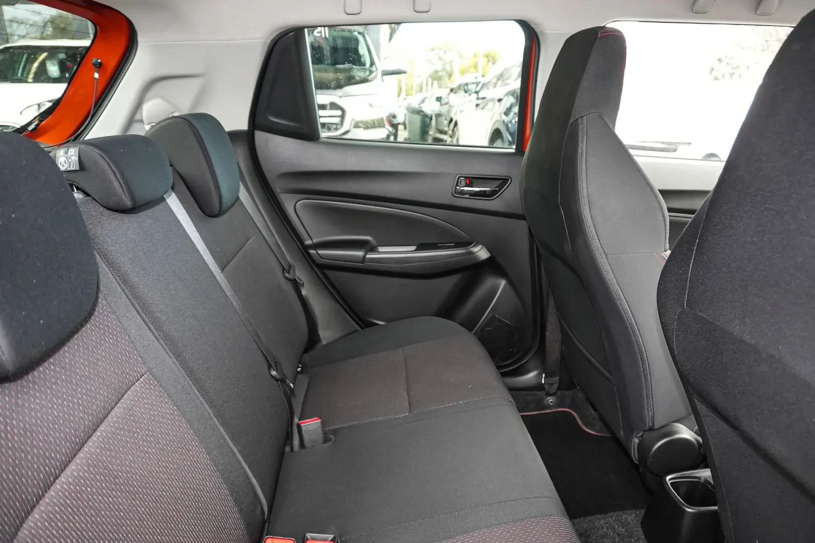 2020 Suzuki Swift Gallery Image 8