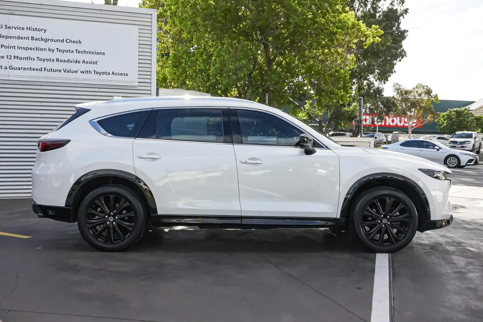 2023 Mazda CX-8 Gallery Image 4