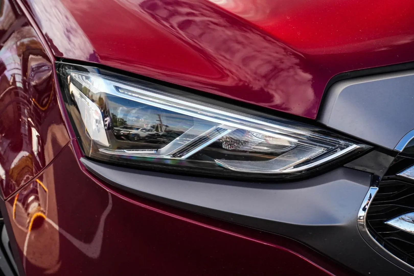 2022 Isuzu MU-X Gallery Image 12
