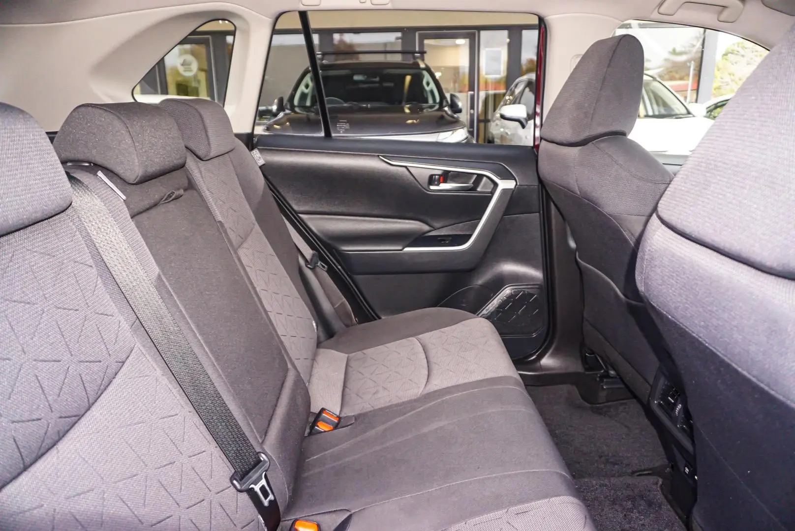 2021 Toyota RAV4 Gallery Image 7