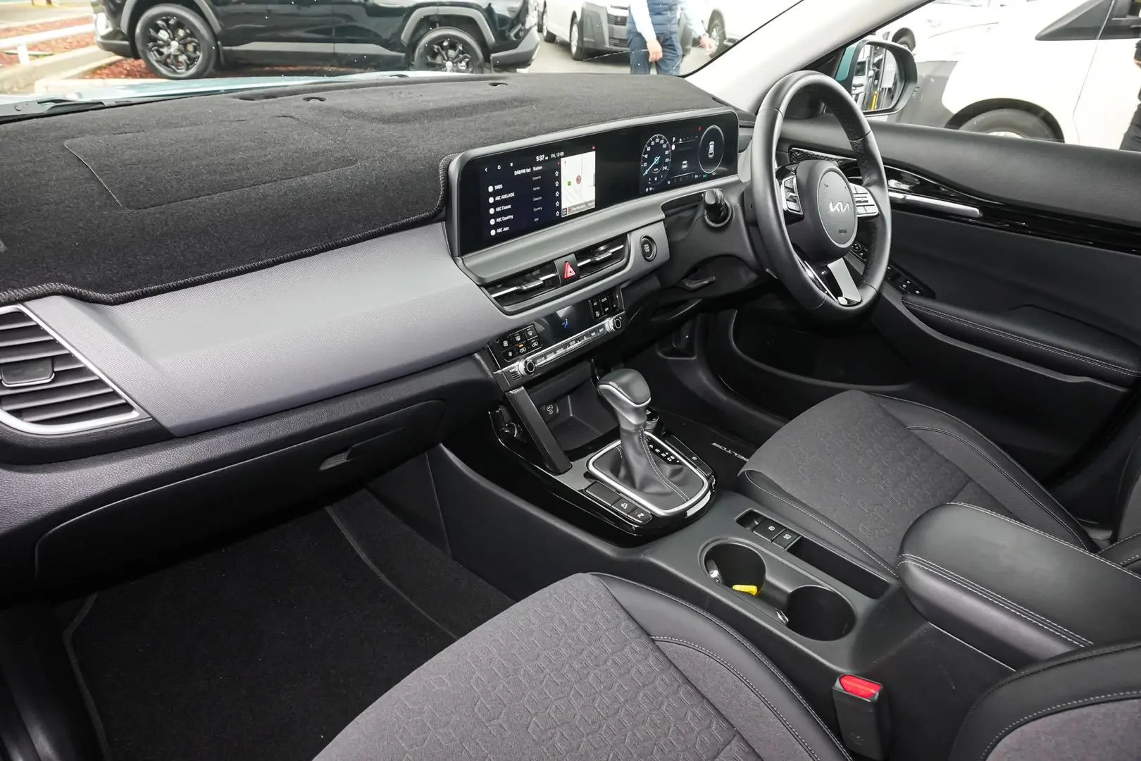 2023 Kia Seltos Gallery Image 9