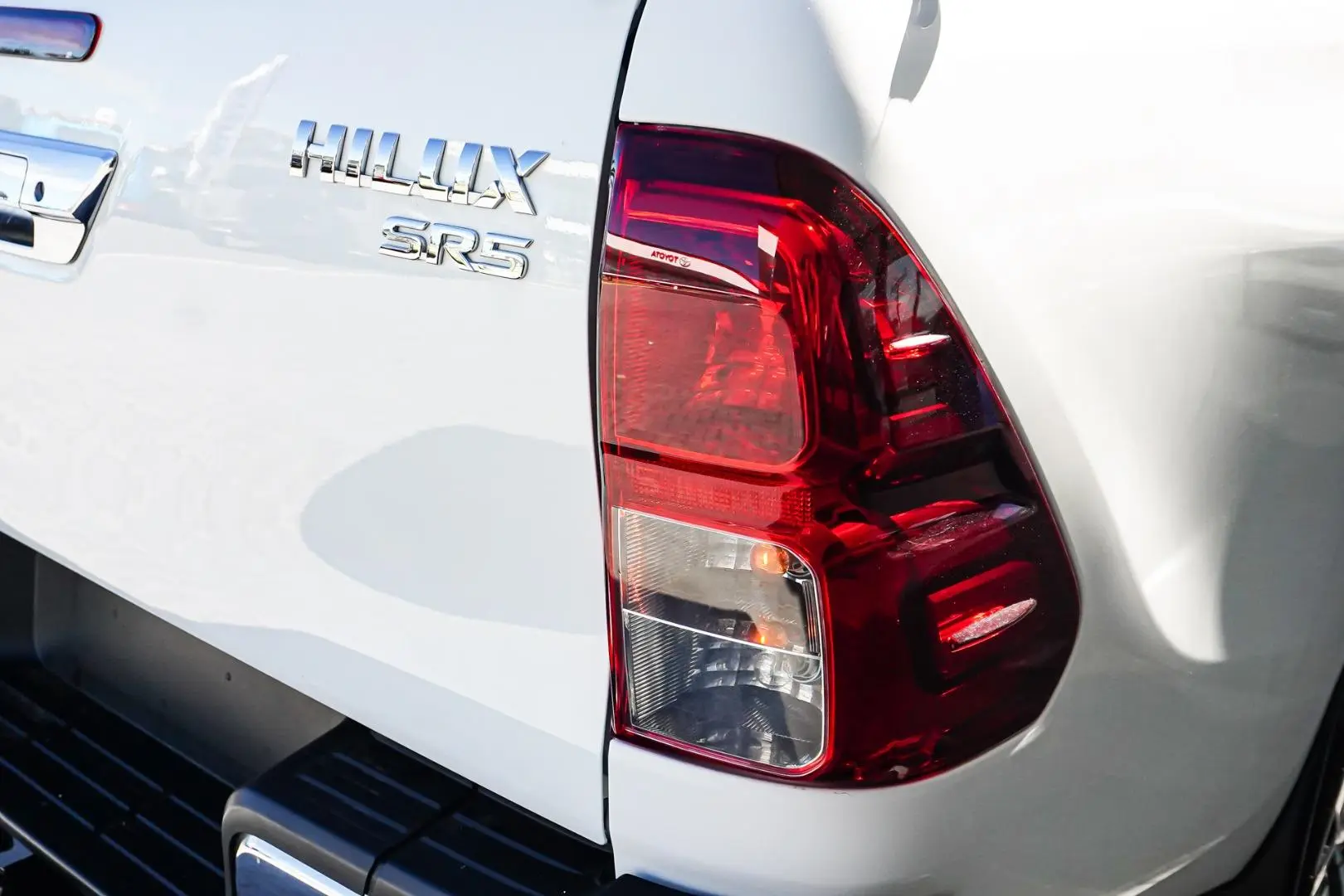 2019 Toyota Hilux Gallery Image 13