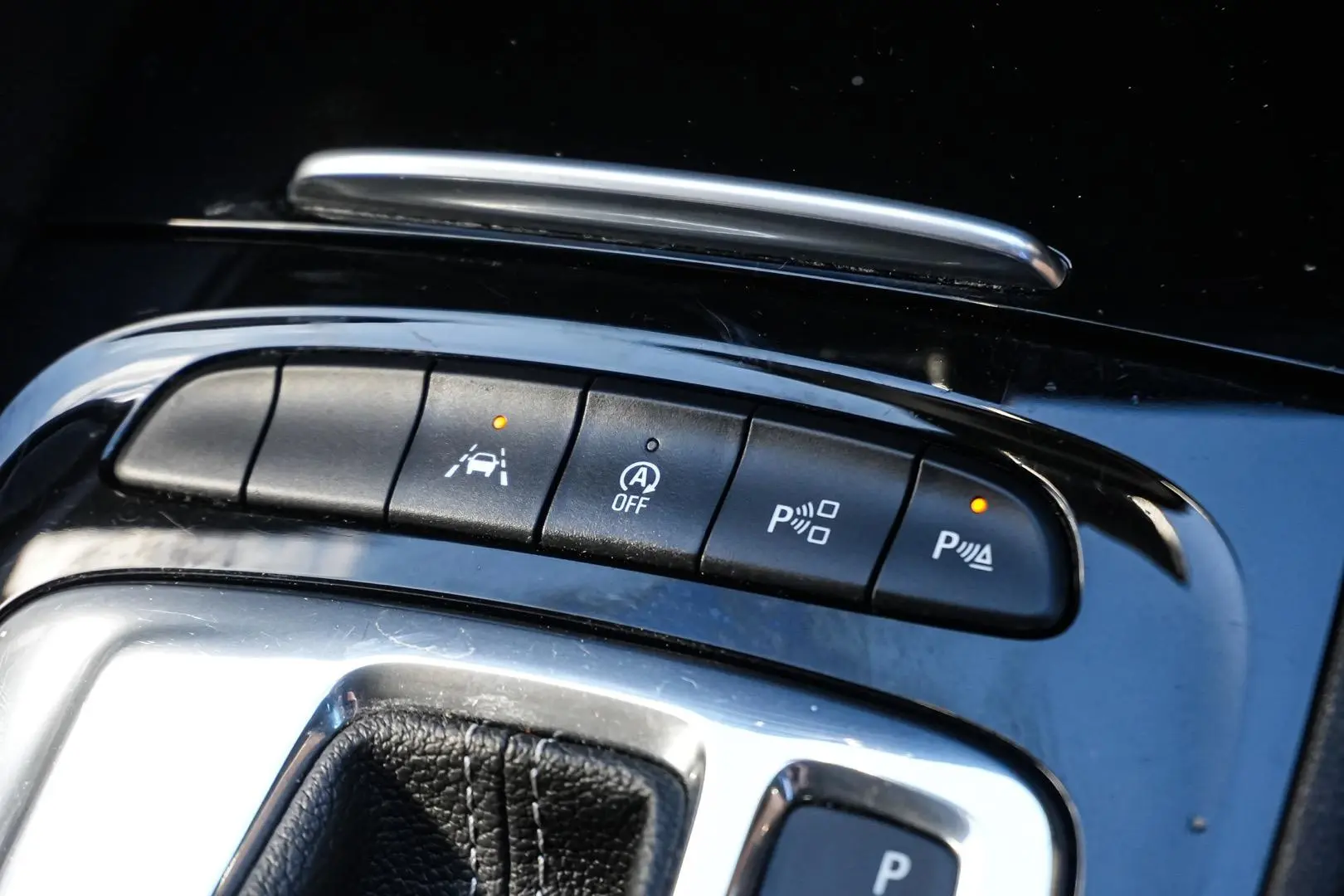 2018 Holden Commodore Gallery Image 20