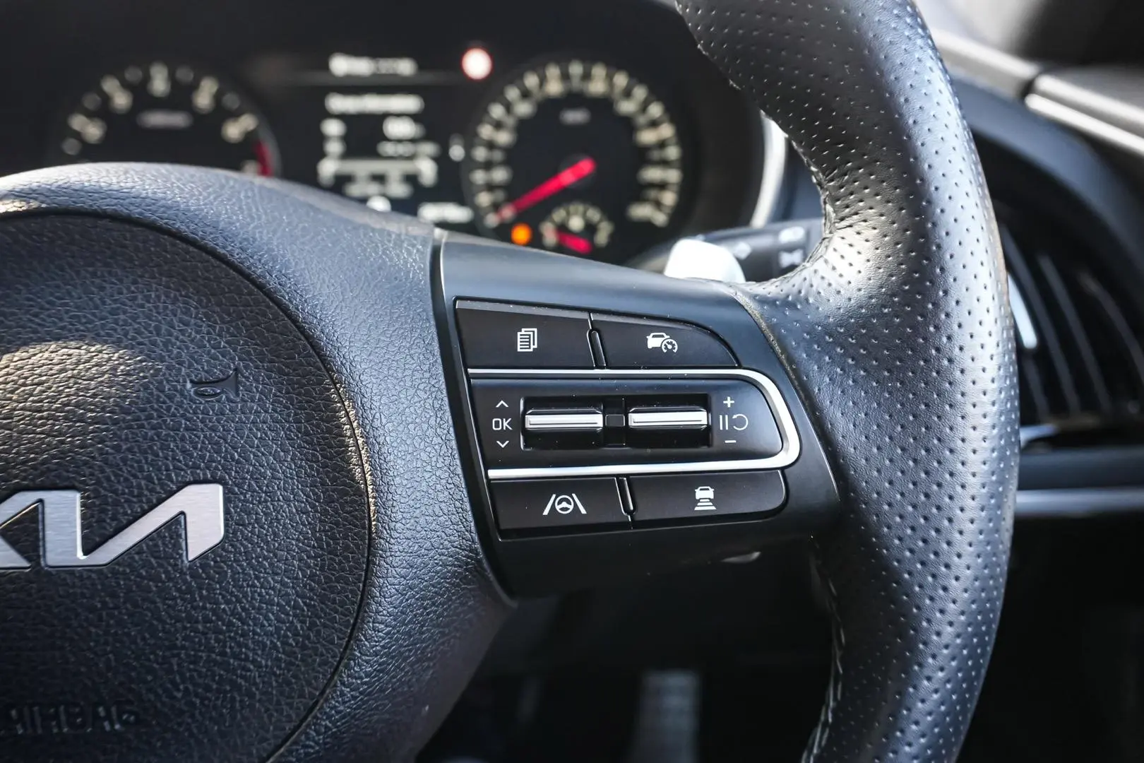 2022 Kia Stinger Gallery Image 21