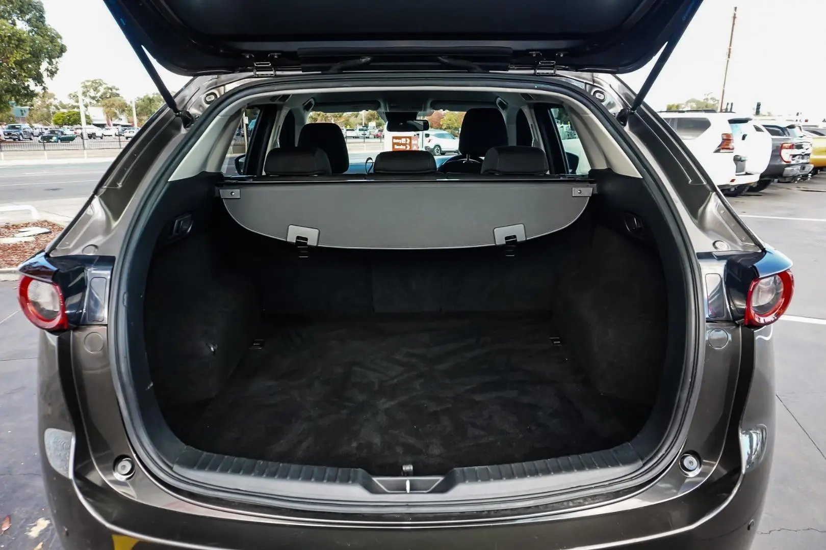 2017 Mazda CX-5 Gallery Image 9