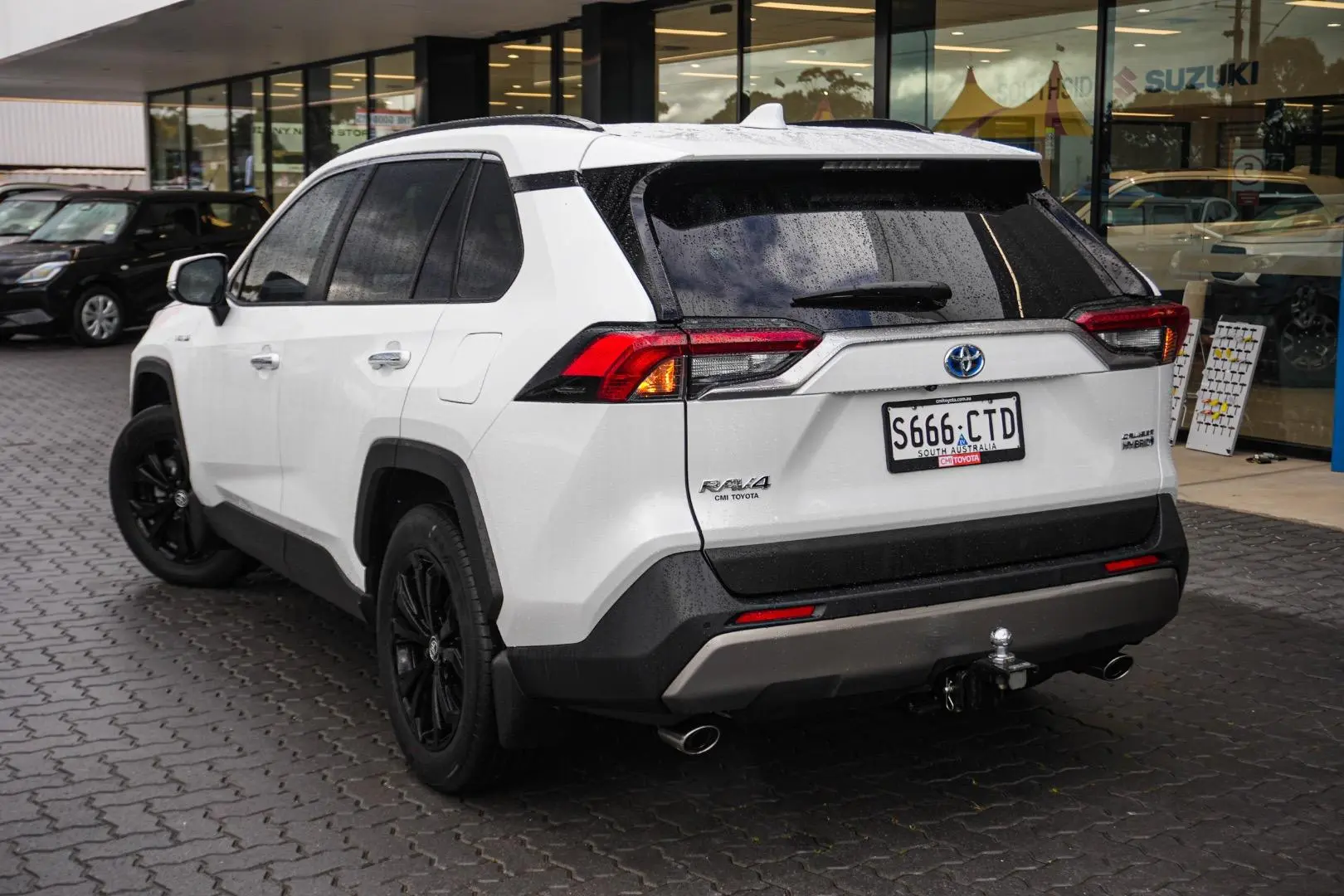 2023 Toyota RAV4 Gallery Image 3