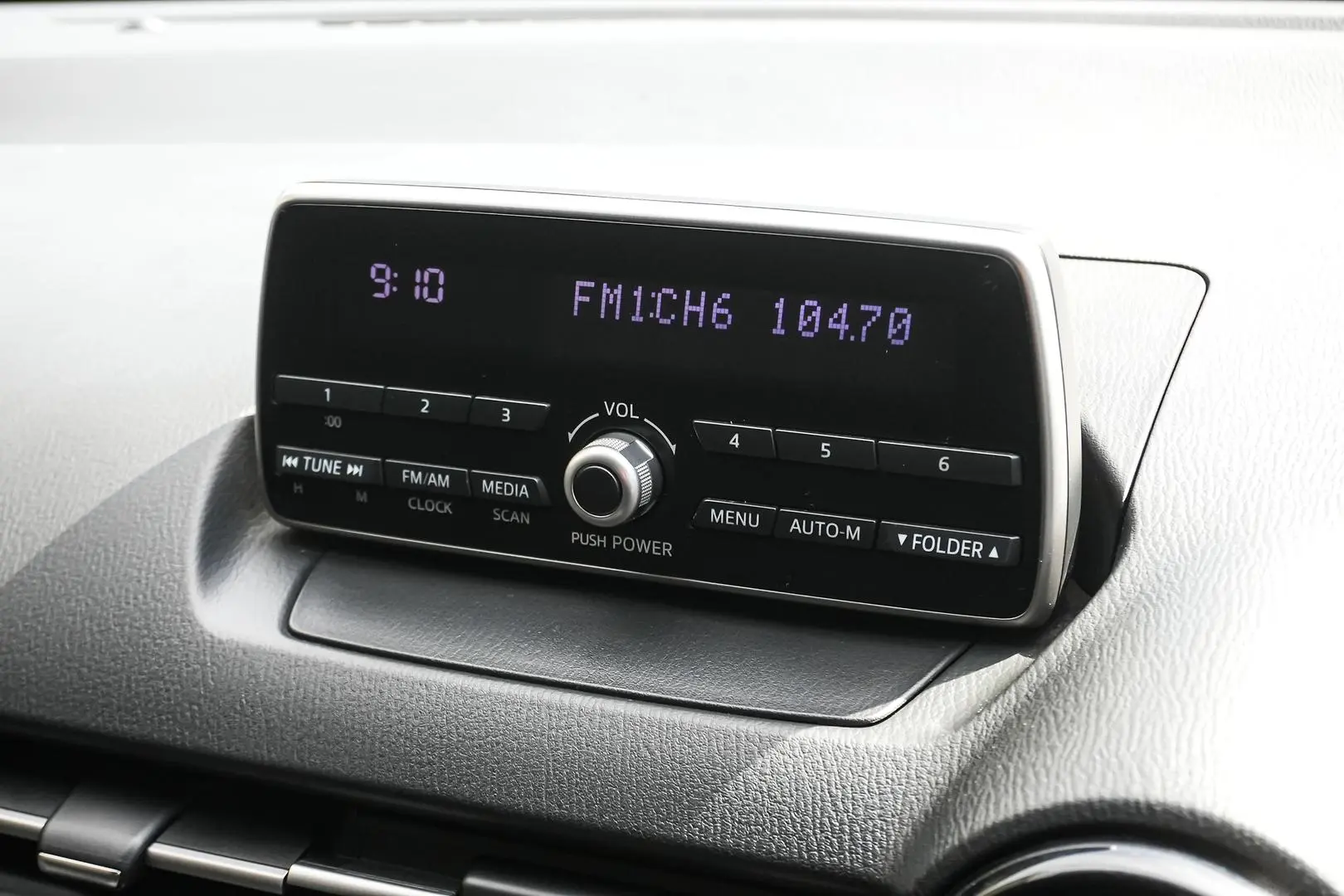 2016 Mazda 2 Gallery Image 22