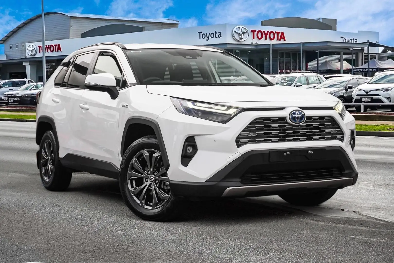 2022 Toyota RAV4 Gallery Image 1