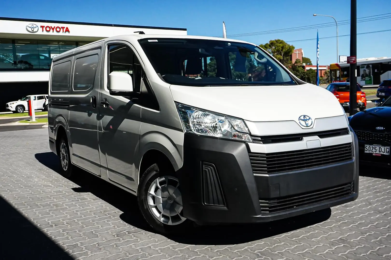 2020 Toyota Hiace Gallery Image 2