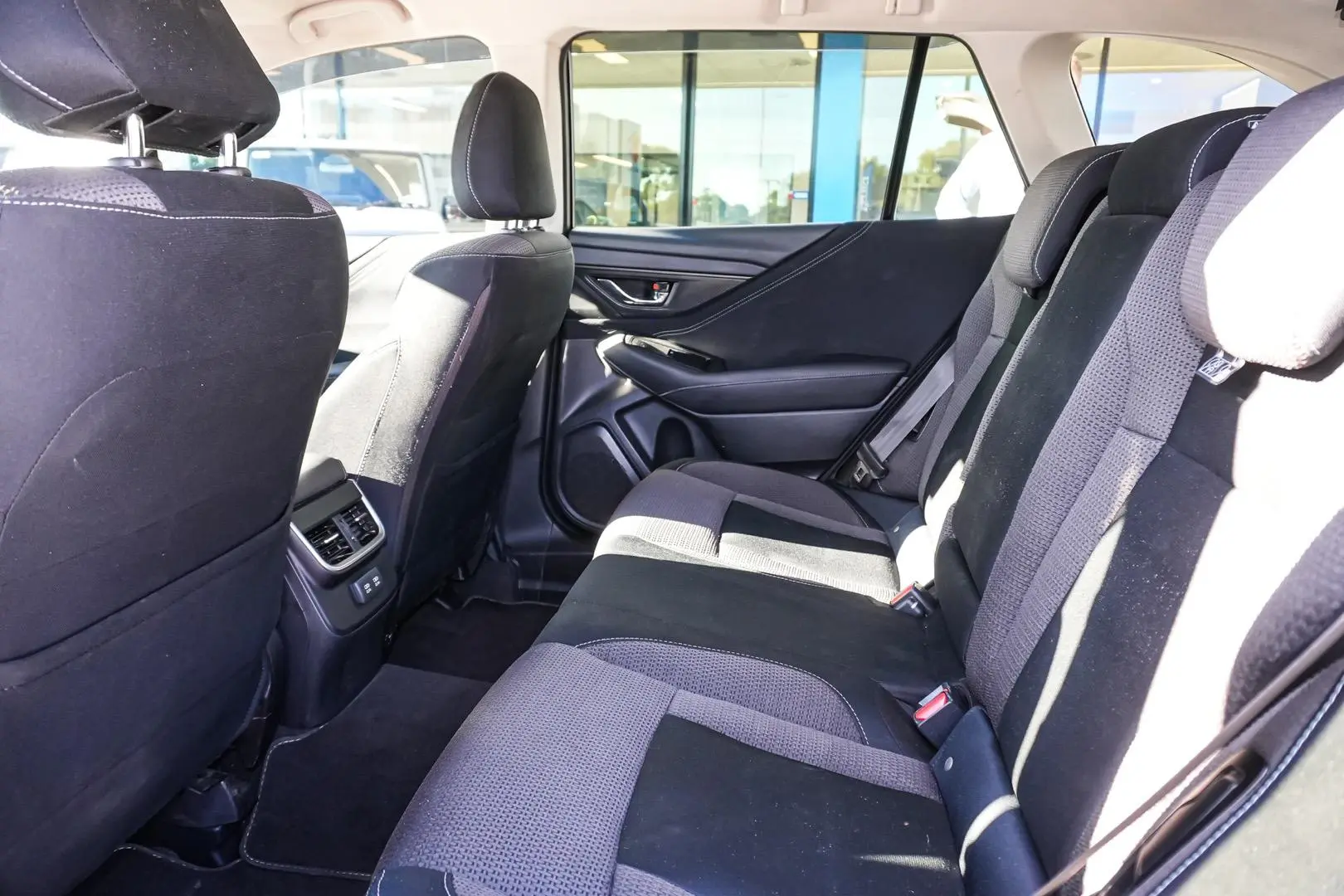 2021 Subaru Outback Gallery Image 8
